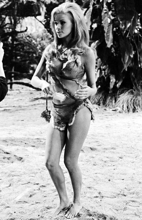 Raquel Welch barefoot on set with hairbrush One Million Years BC 24x36 poster