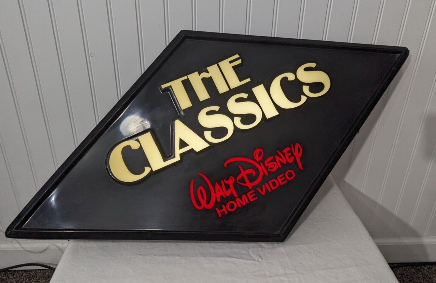 Vintage 1984 Walt Disney The Classics Home Video Black Diamond Light Up Sign