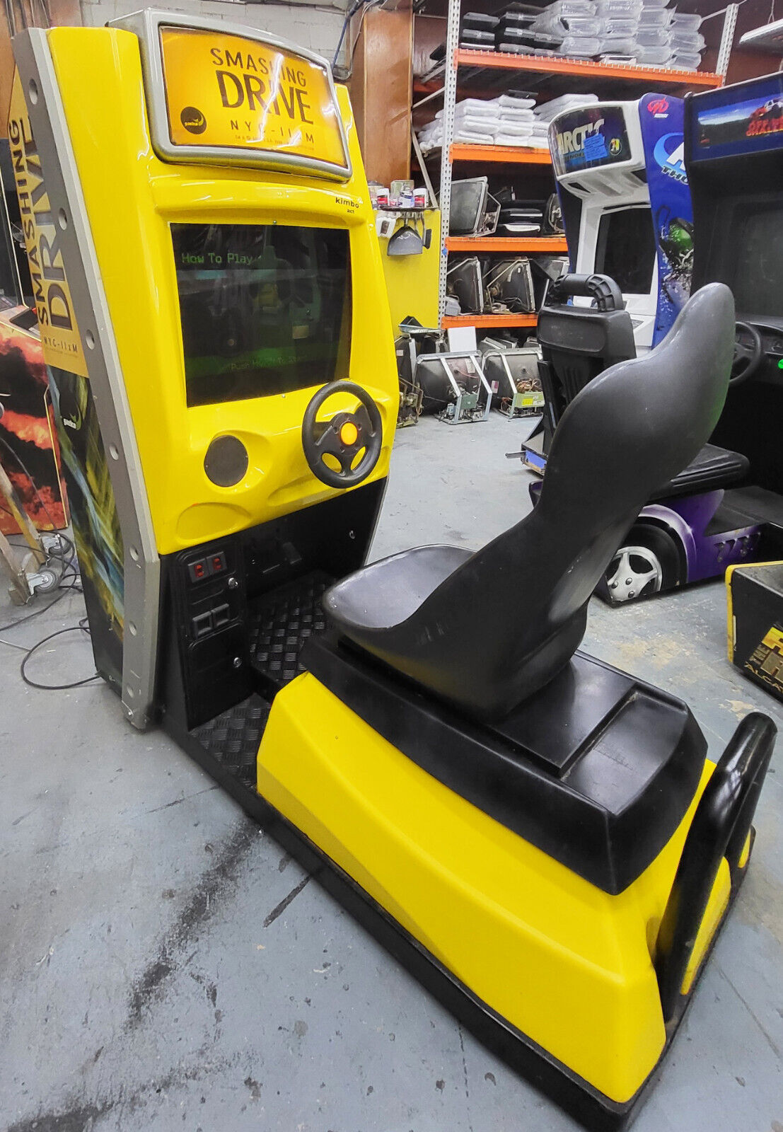 SMASHING DRIVE (Crazy Taxi) Sit Down Arcade Driving Racing Video Game Machine