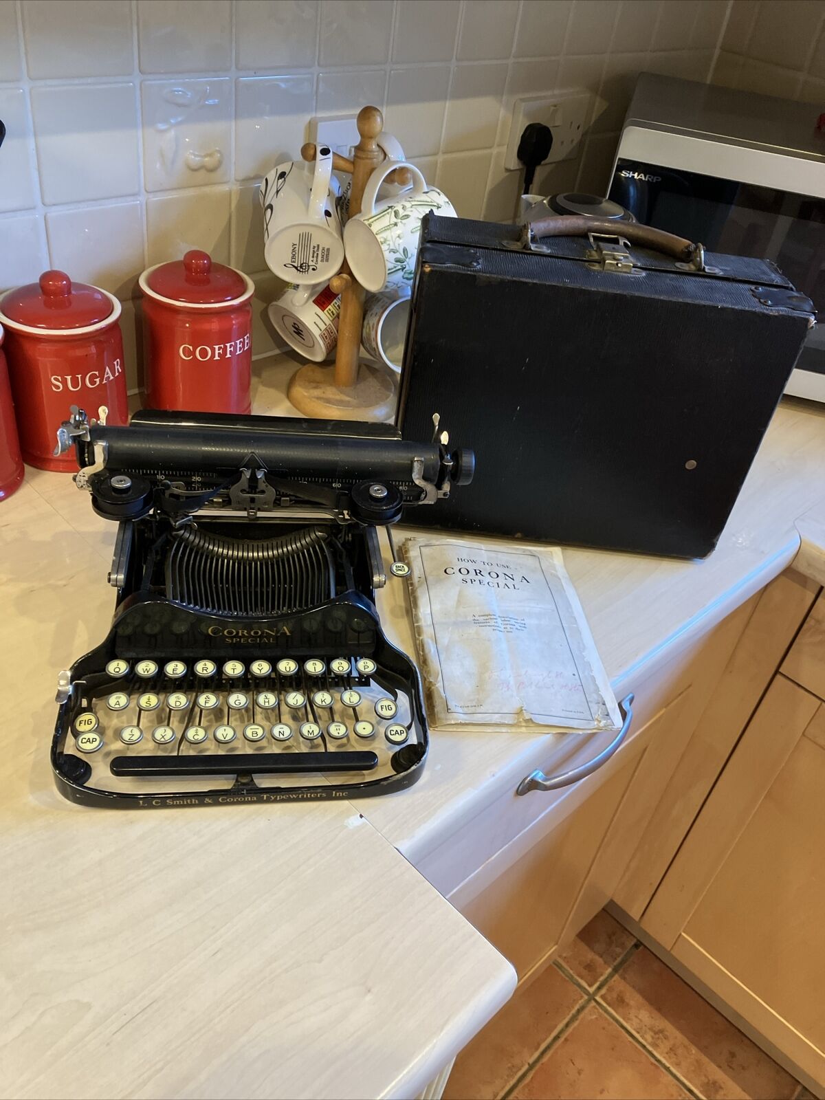 1929 Corona Special Corona 3 Special Typewriter + case + Manual + Brush