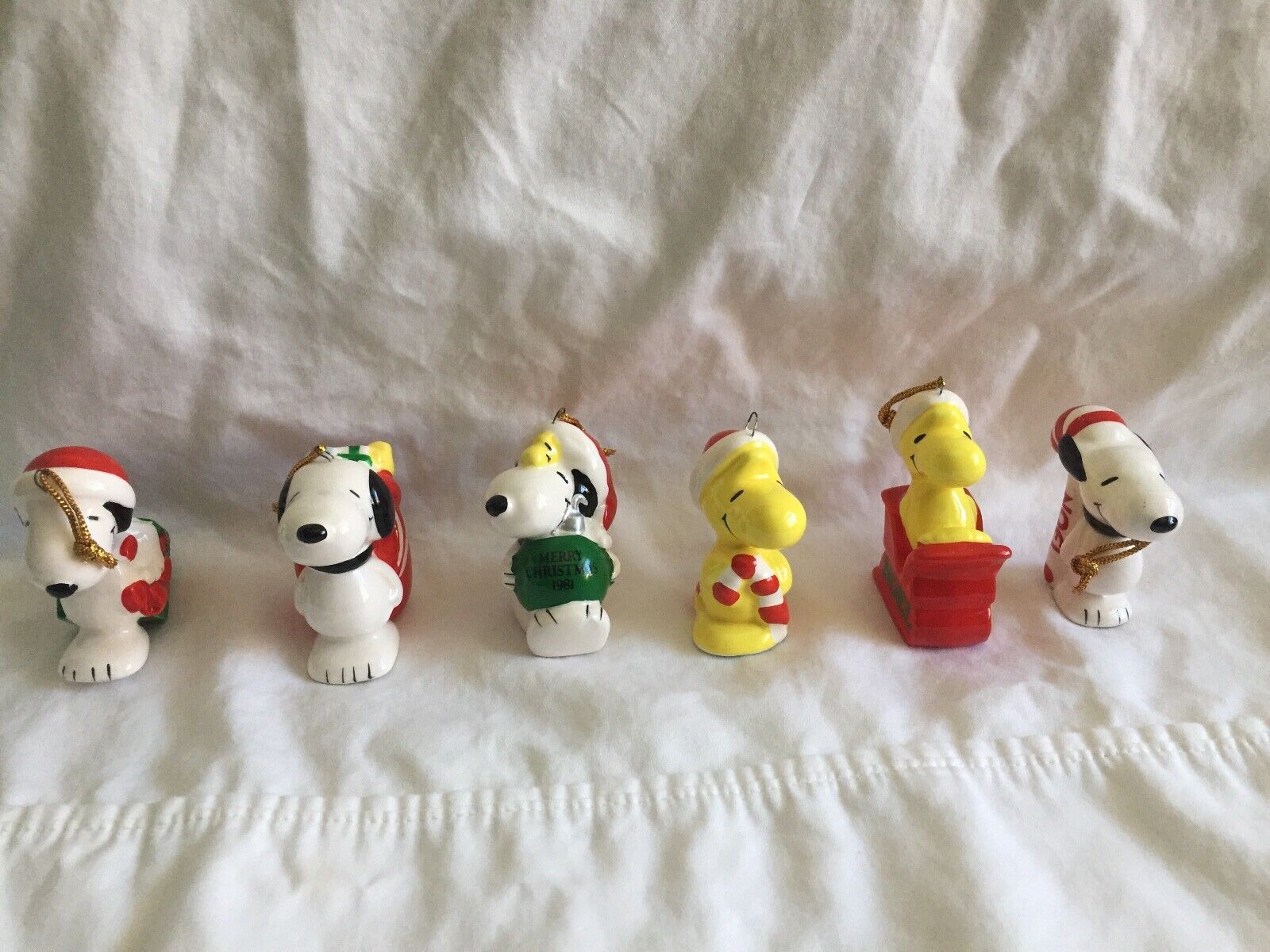 Vintage 1981 Peanuts Set of 6, Ceramic Christmas Ornaments, Made in Japan