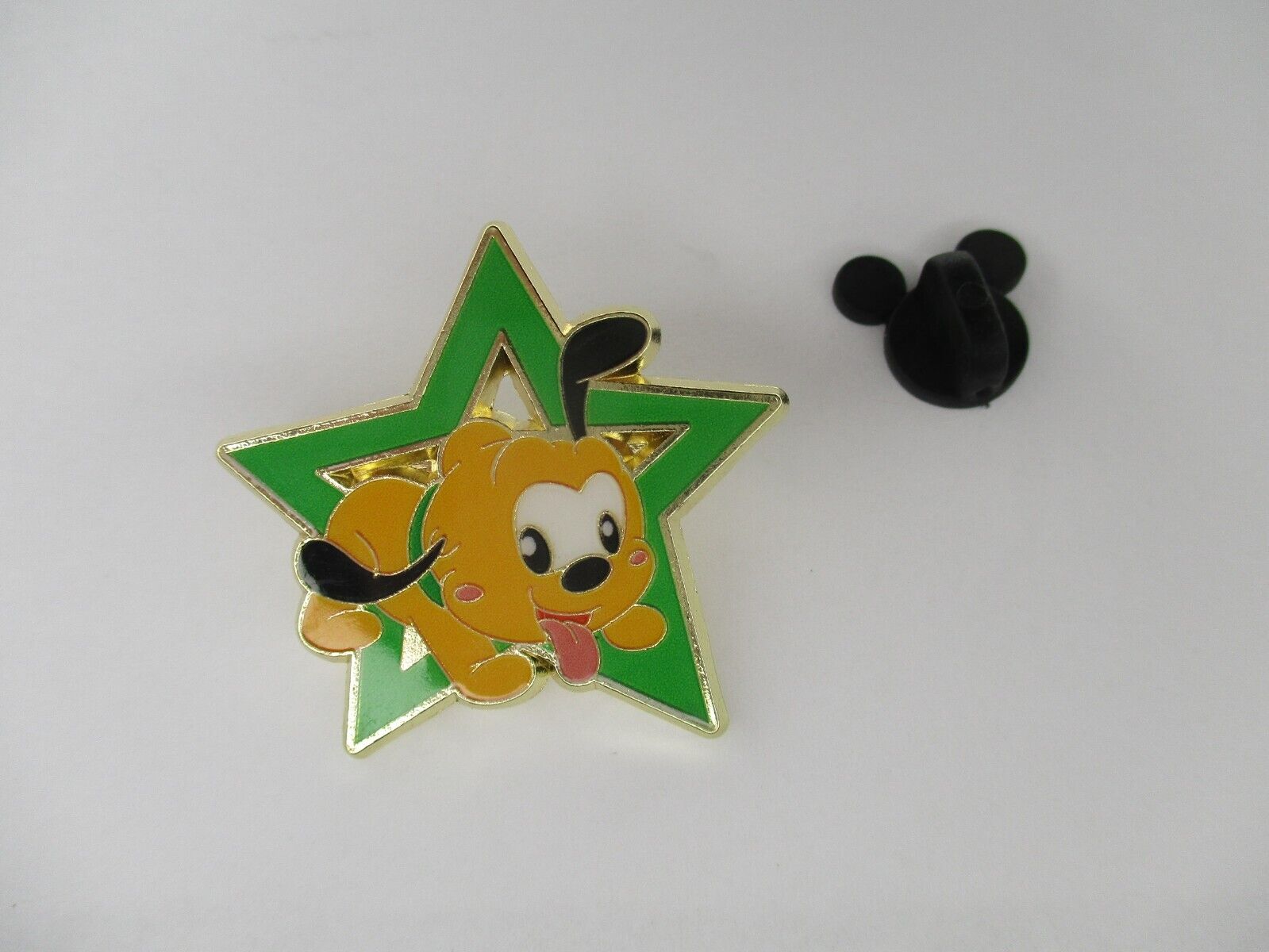 Disney Cute Star Pin Pluto SDR