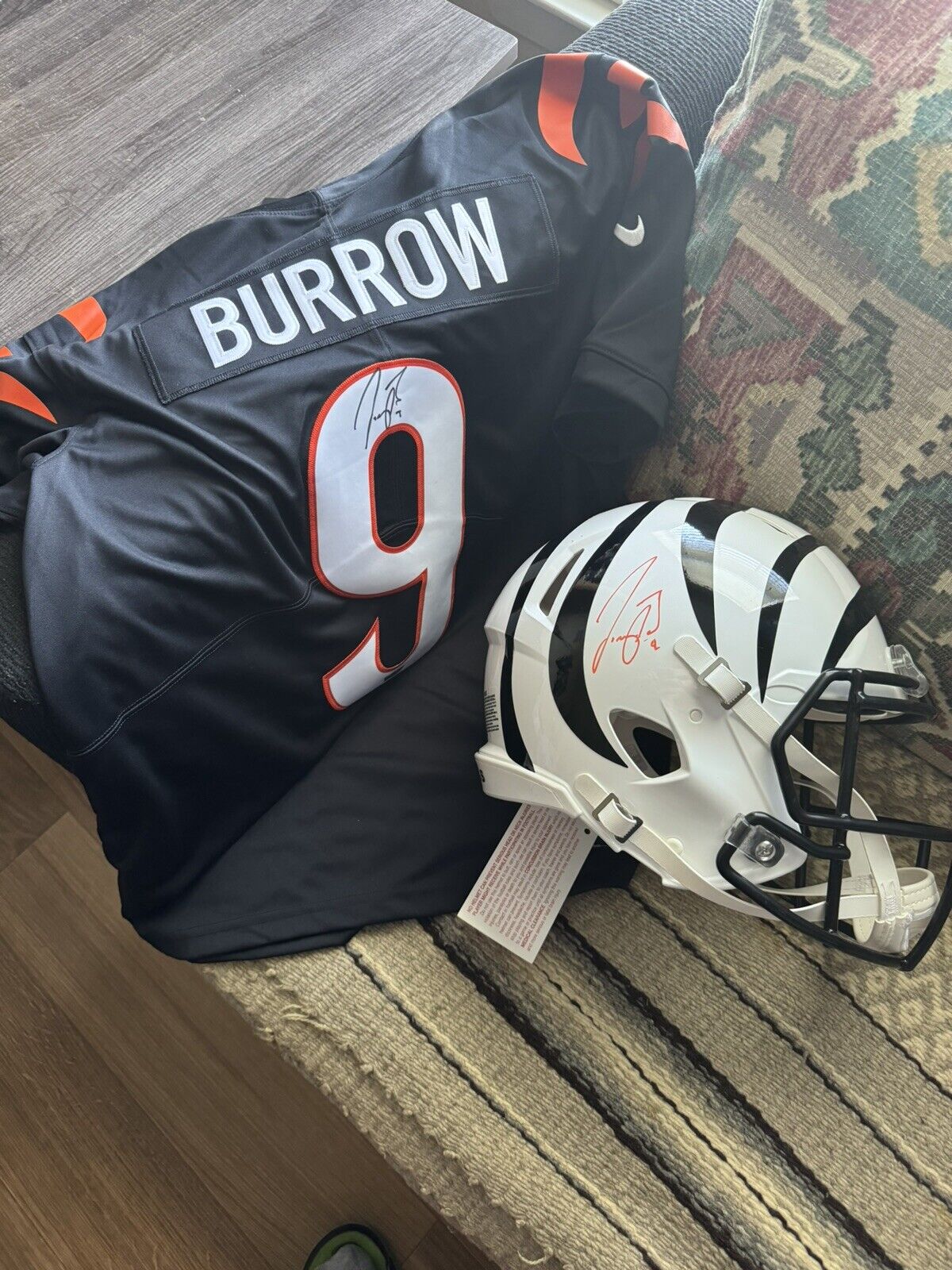 Joe Burrow Signed Authentic Helmet & Nike Jersey.Beckett Authenticated.