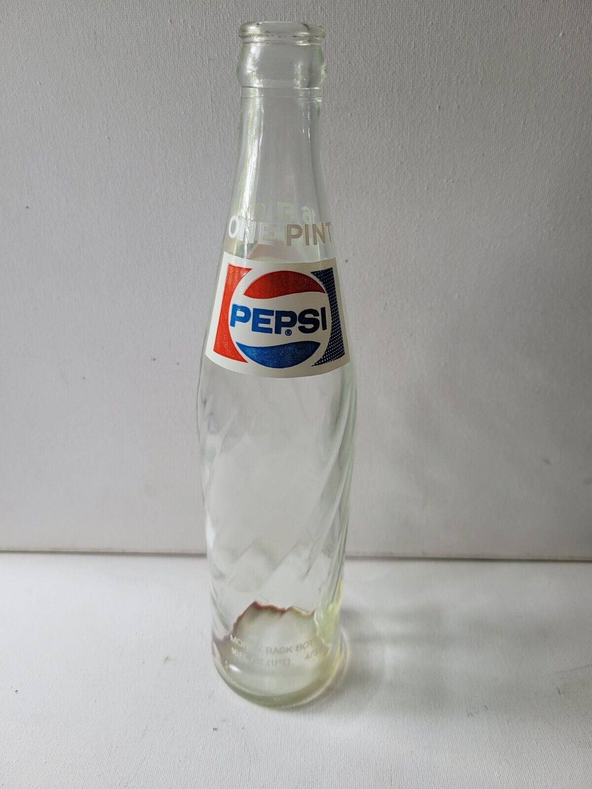 Vintage Pepsi Cola Glass Swirl One Quart 32 fl oz Bottle