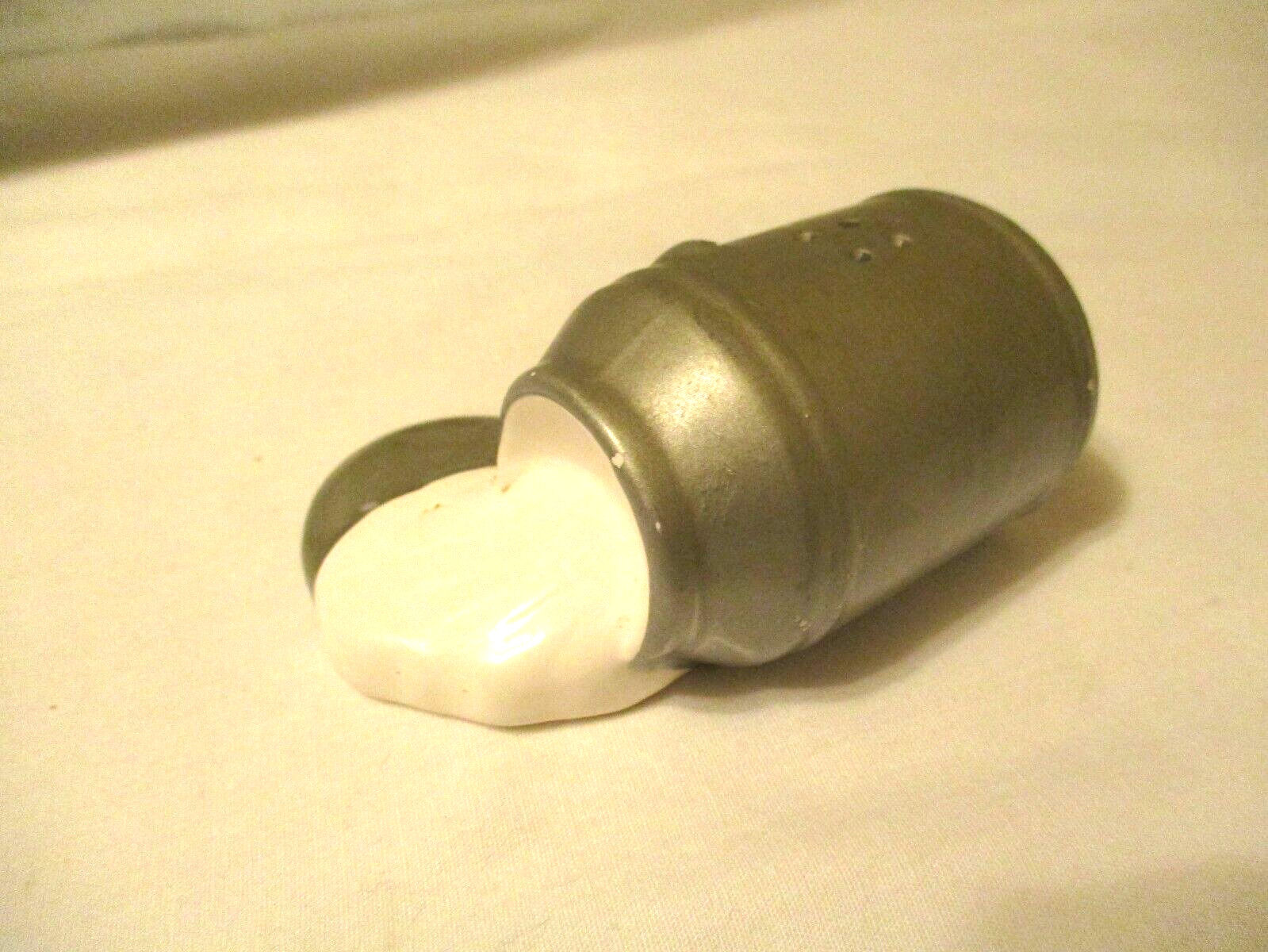 Ceramic Spilled Milk Can Salt or Pepper Shaker Single