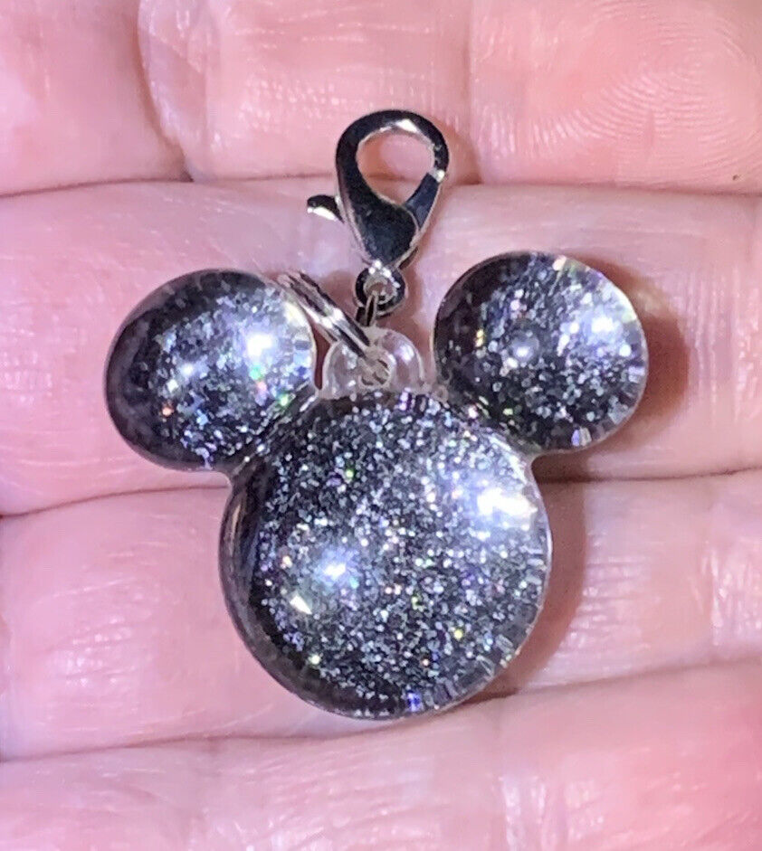 Acrylic Black Glittery Disney Mickey Mouse Zipper Pull & Keychain Add On Clip