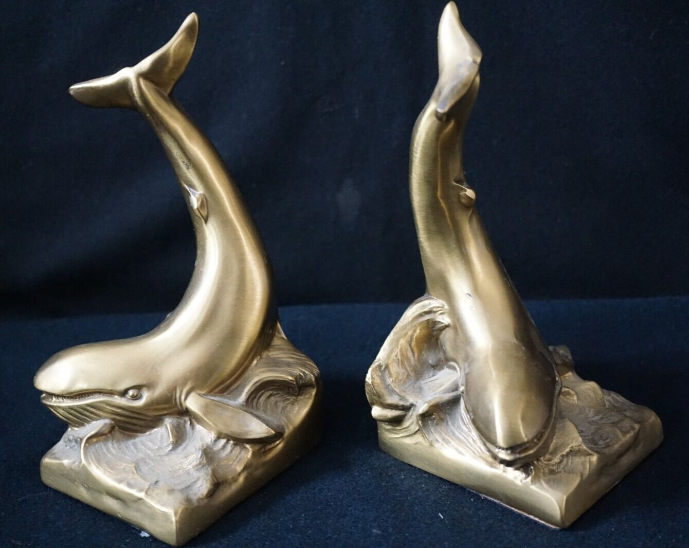 PAIR OF PM CRAFTSMEN BRASS BOOKENDS - SPERM WHALES - 7 1/2 INCHES TALL HEAVY
