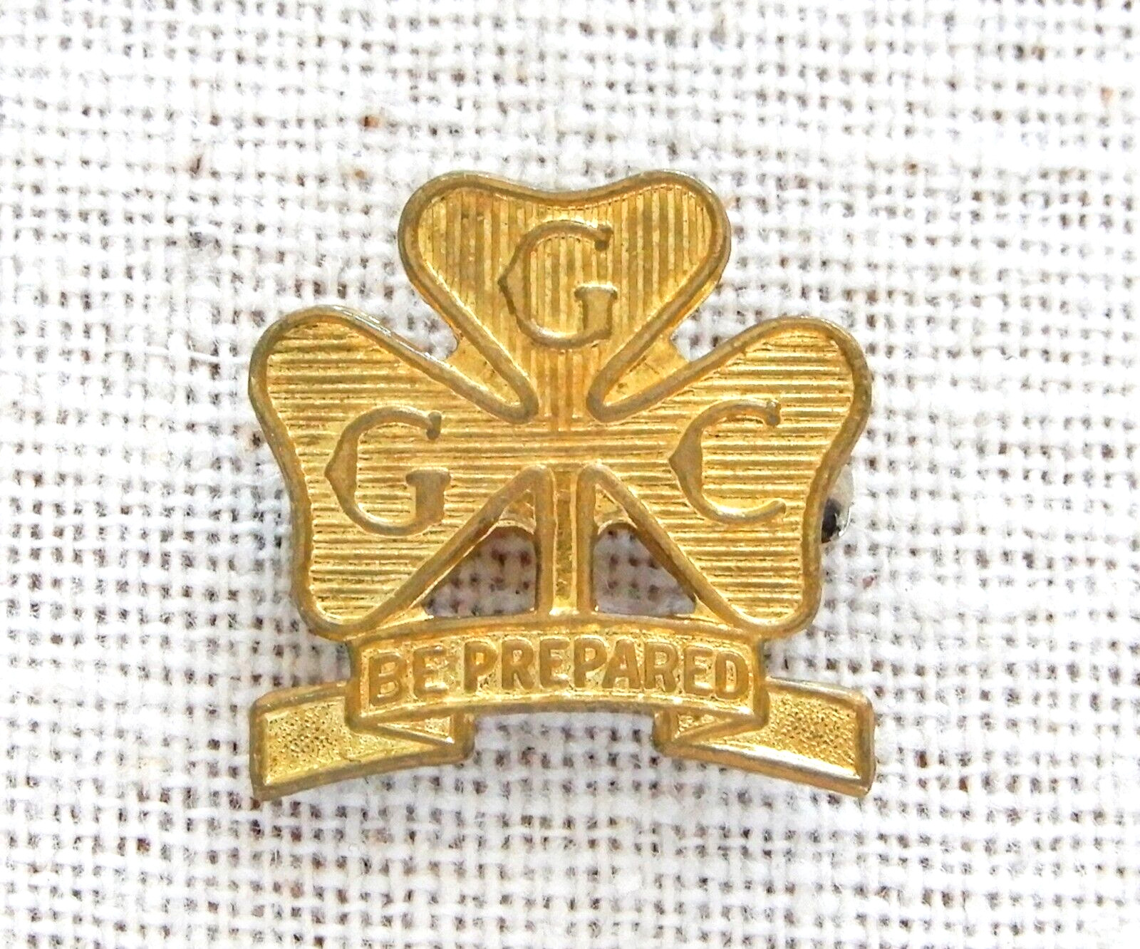 Girl Scout Be Prepared Pin Vintage GGC Girl Guides Council Clover Gold Tone