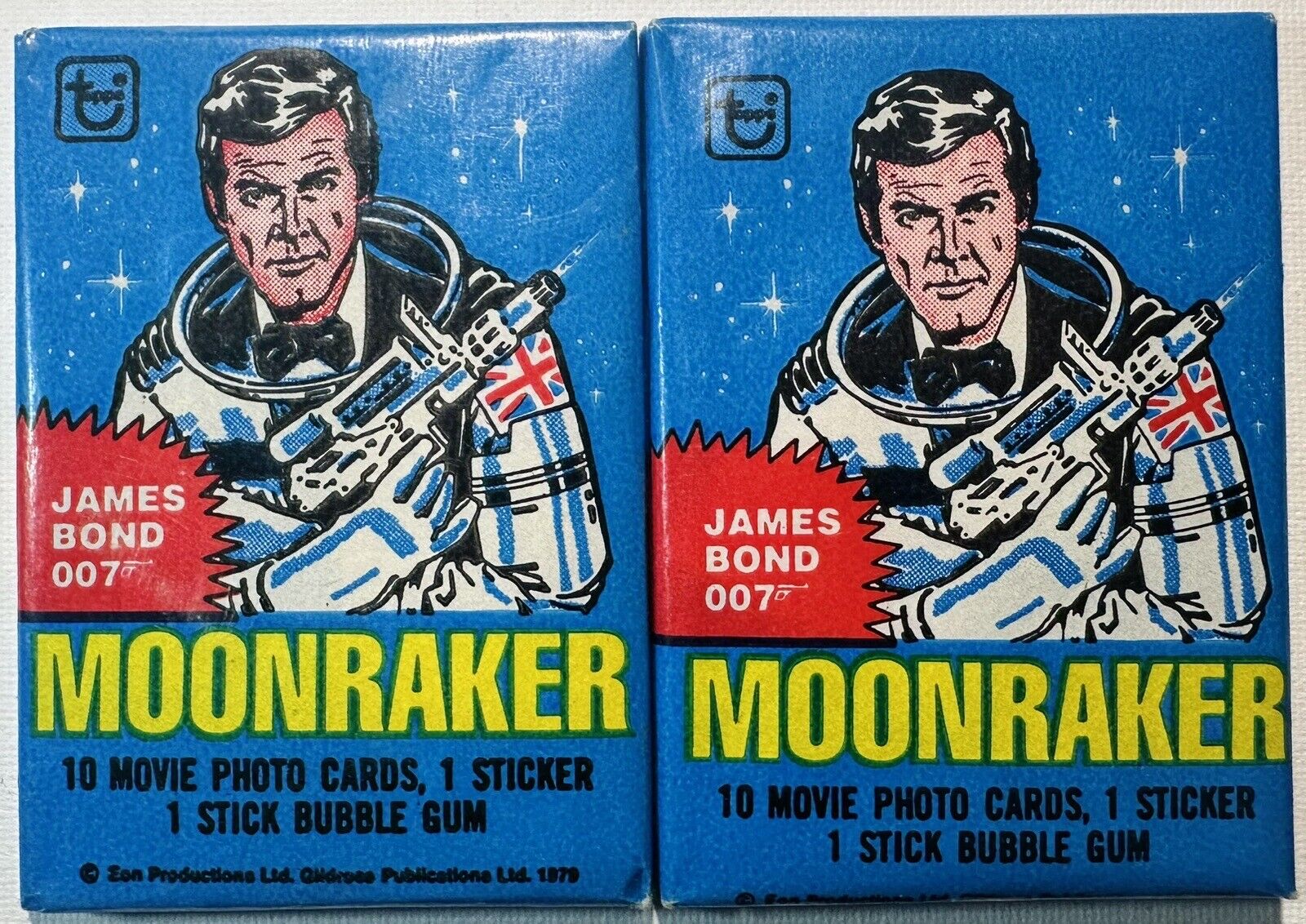 1979 TOPPS JAMES BOND 007 MOONRAKER SEALED WAX PACK MOVIE PHOTO CARDS - 10 CARDS