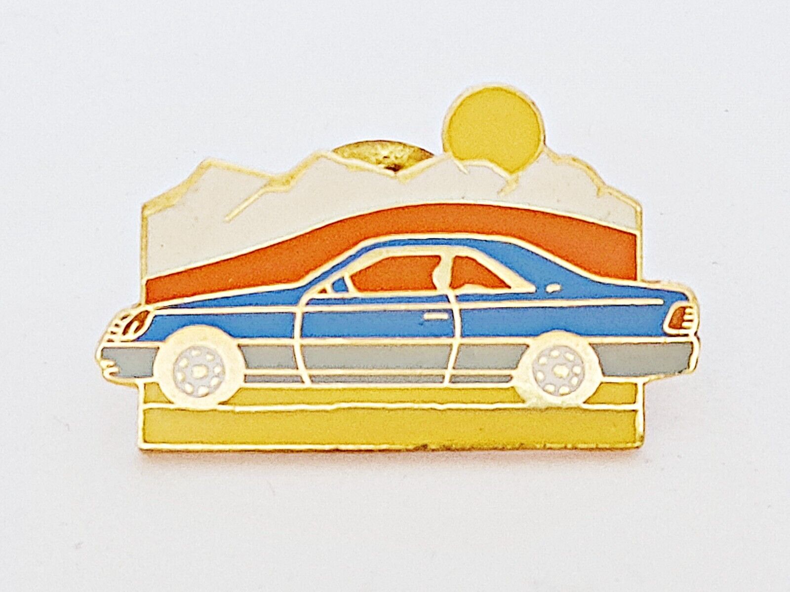 Vintage Authentic Mercedes Benz Limited Edition Enamel Gold Lapel Pin Badge