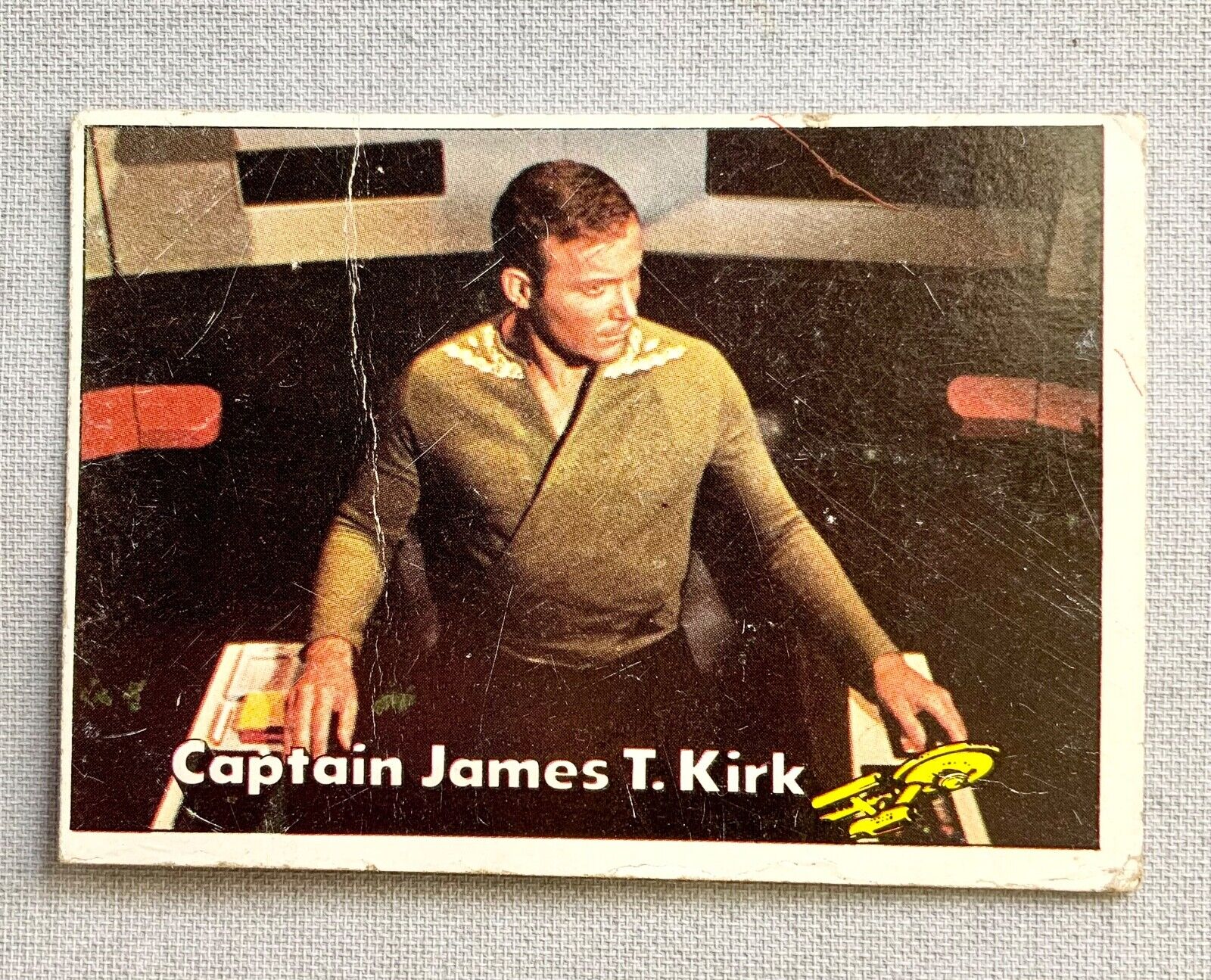 1976 TOPPS STAR TREK CAPTAIN JAMES T. KIRK #2 CARD