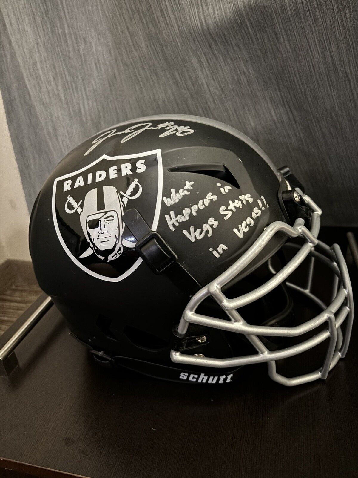 JOSH JACOBS ~ NFL Vengeance authentic full size helmet signed, w Inscription 👀