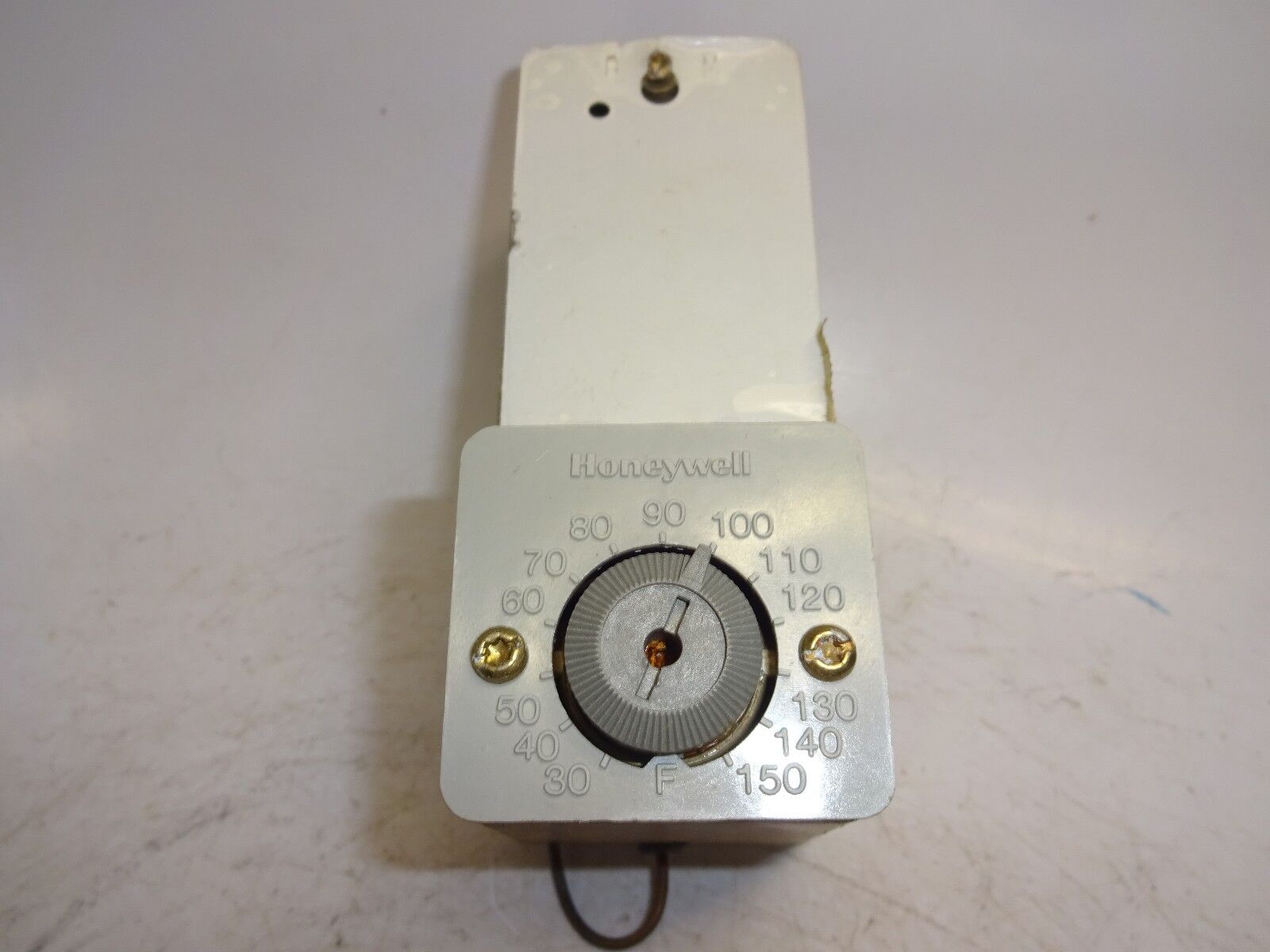 HONEYWELL LP920A-1005-2 PNEUMATIC AVERAGING TEMPERATURE CONTROLLER 