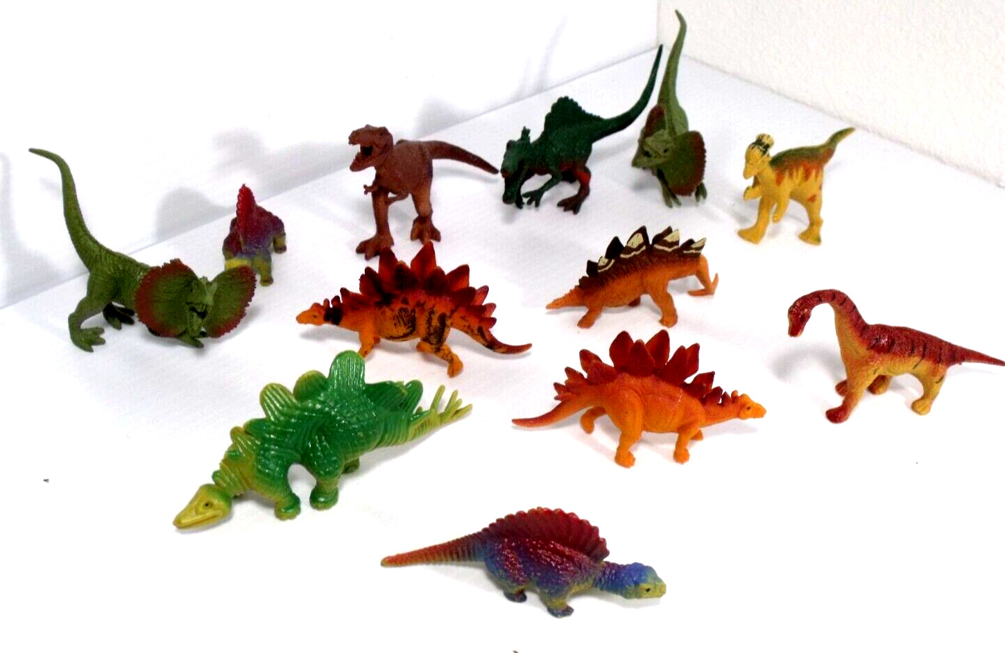 Vintage Assorted Dinosaur \'s Toy Figures Lot of 12 About 2 in