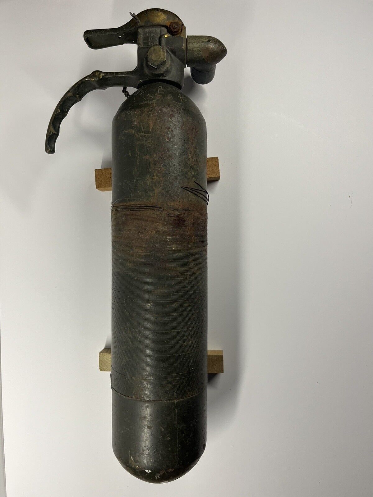   Randolph 1947 Military Co2 Fire Extinguisher Model E 2-1/2B