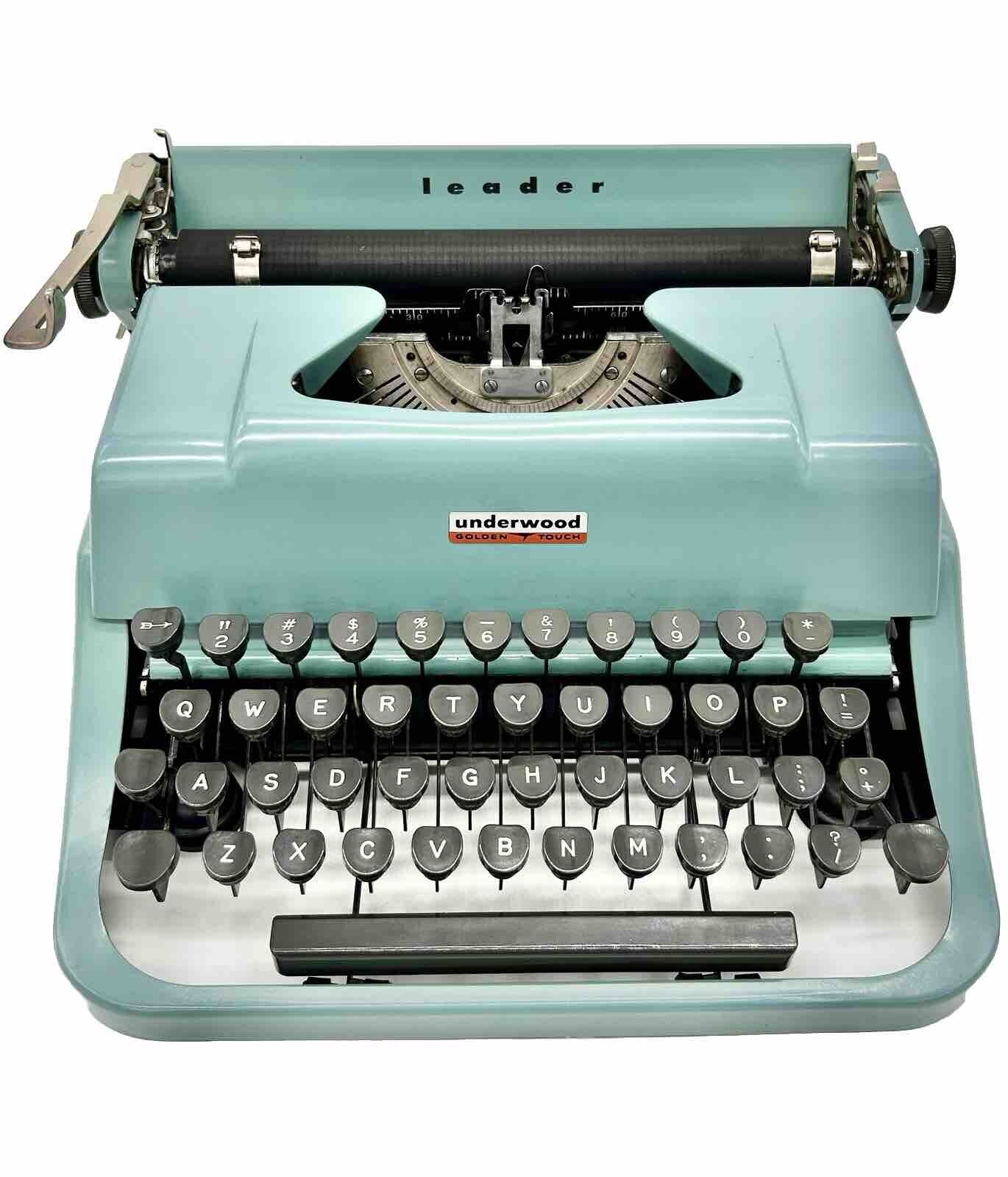 Underwood Typewriter *RARE* Leader. Works Great