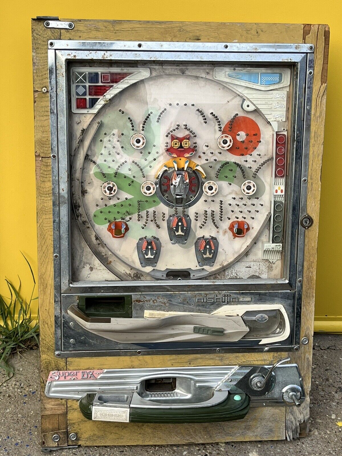 Rare Vintage 1968 Nishijin Pachinko Pinball Machine Not Working  NEEDS CLEANING