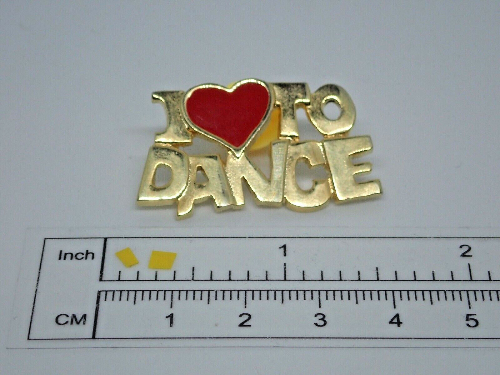 I Love To Dance Red Heart Gold Tone Vintage Lapel Jacket Vest Bag Pin