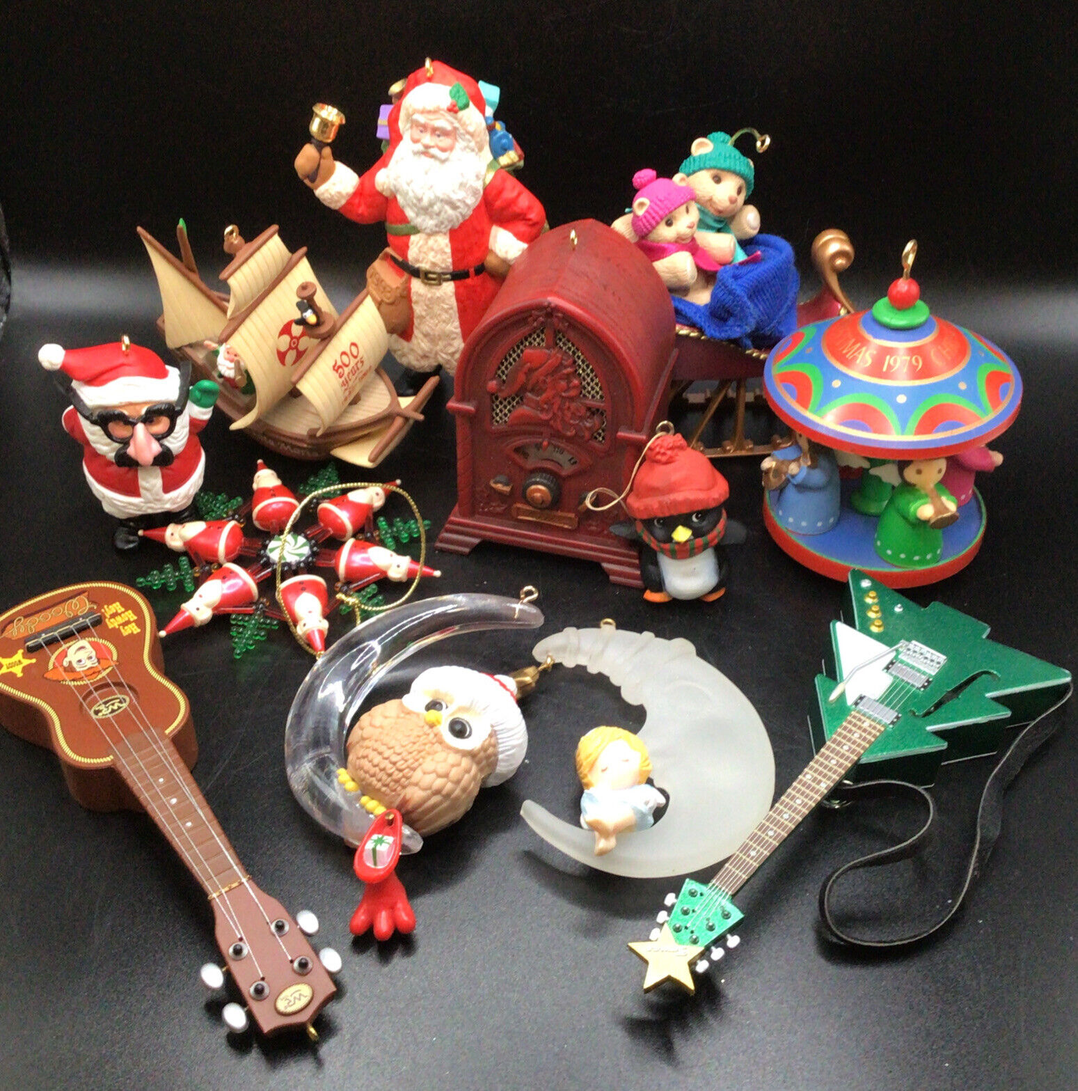 Lot of 12 Santa Hallmark Keepsake Christmas Ornaments Loose No Box Some Musical