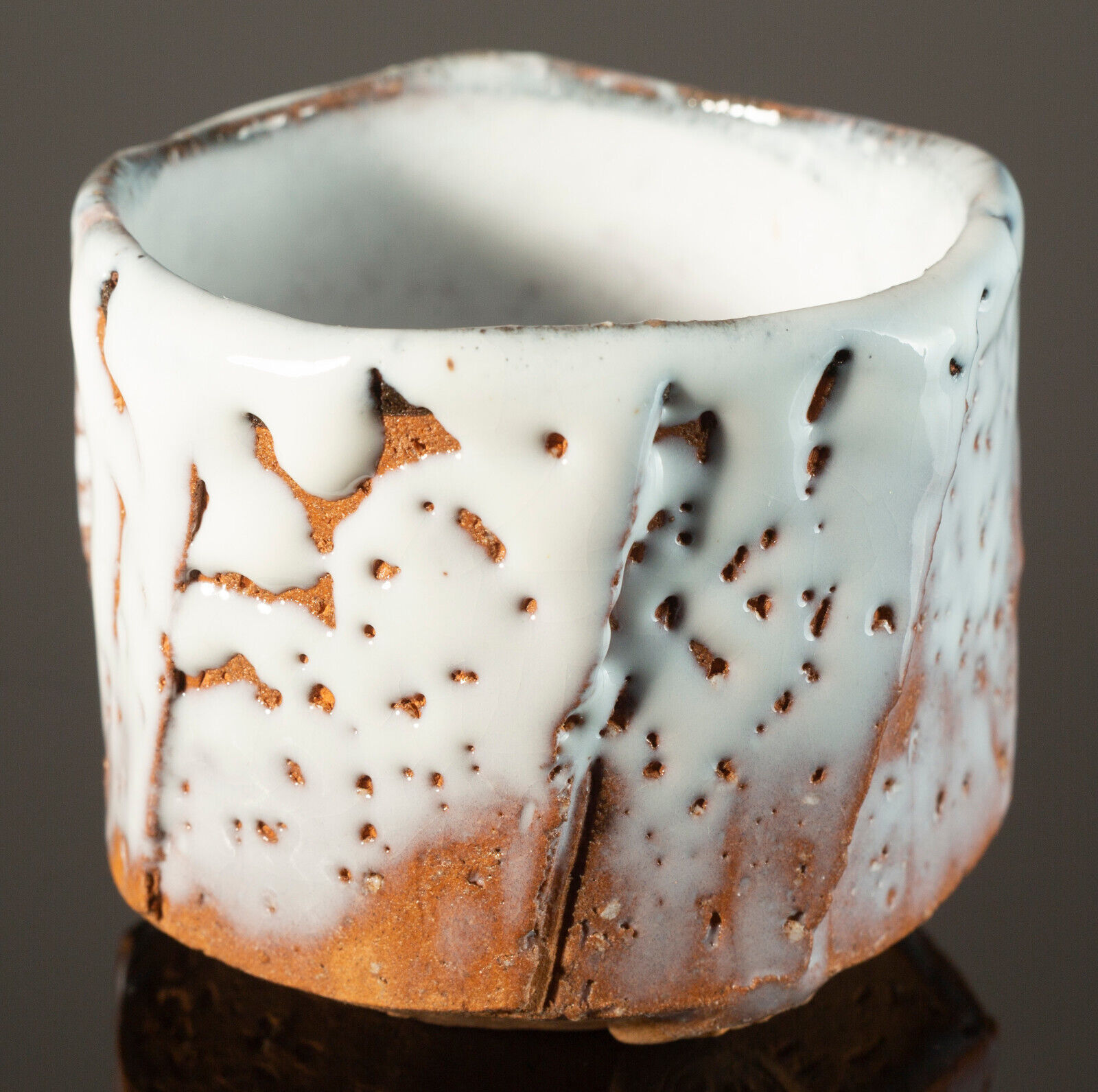Japanese HAGI pottery ware SAKE cup by Famous Deishi Shibuya