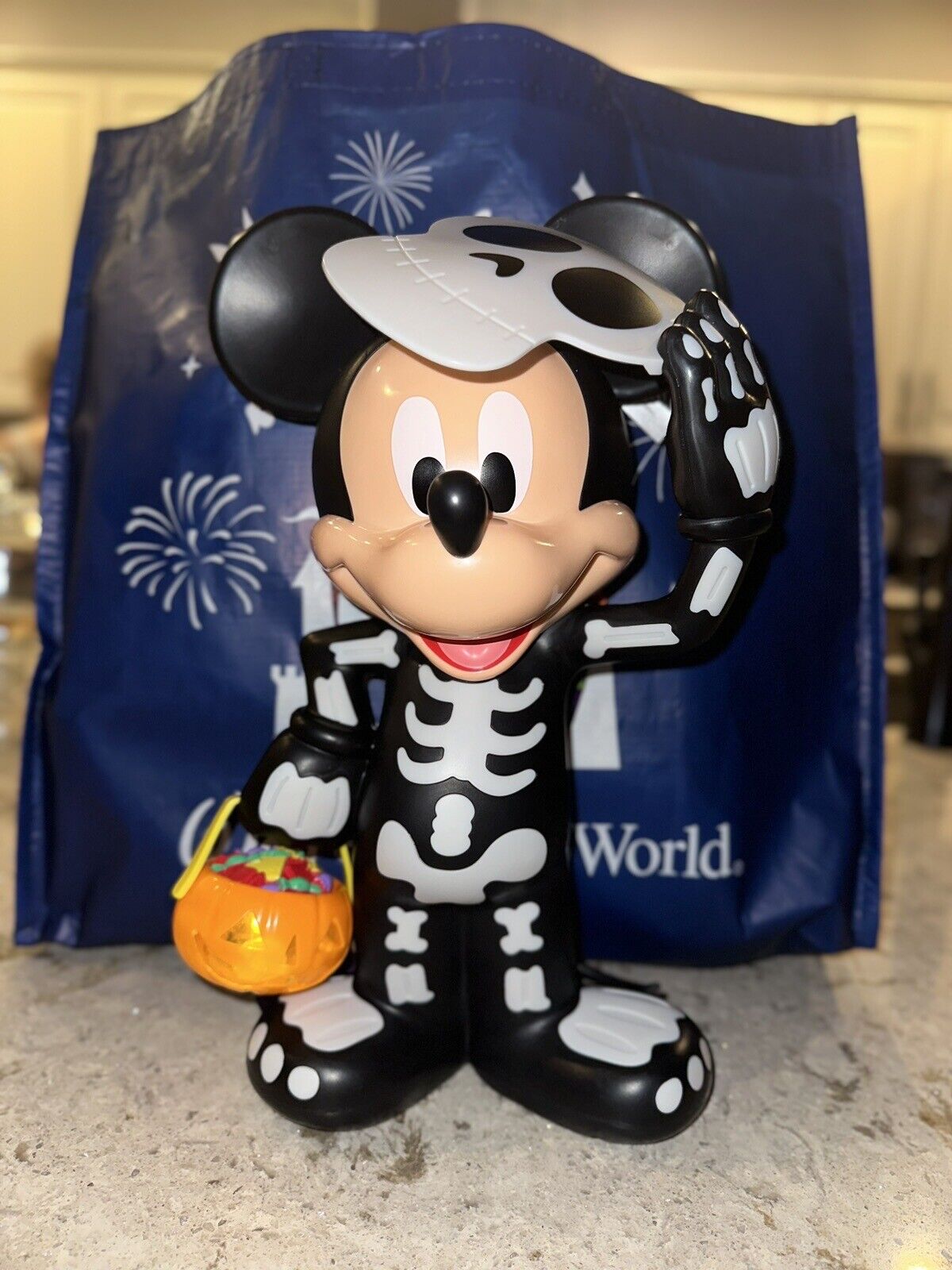 Disney Parks 2023 Halloween Glow In The Dark Popcorn Bucket Skeleton Mickey New