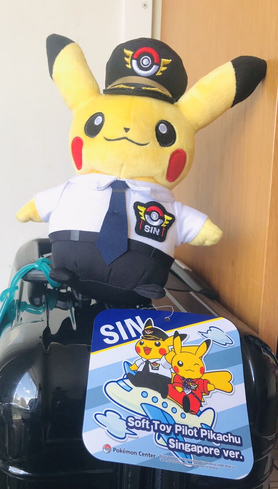 Pilot Pikachu Pokemon Jewel Center Singapore Limited Exclusive Item
