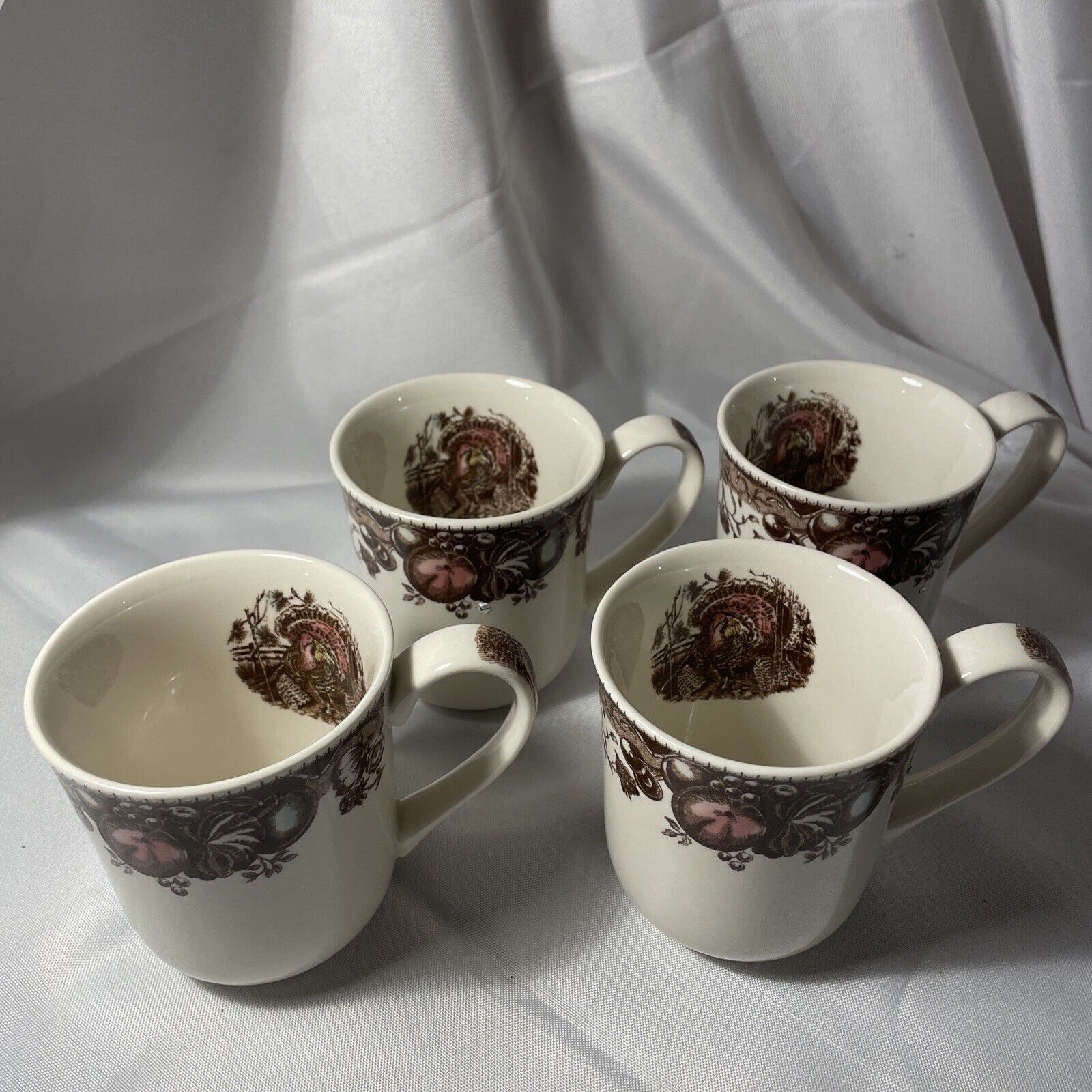Set of 4 Johnson Bros His Majesty Turkey Coffee Tea Cocoa Mugs  England Holidays