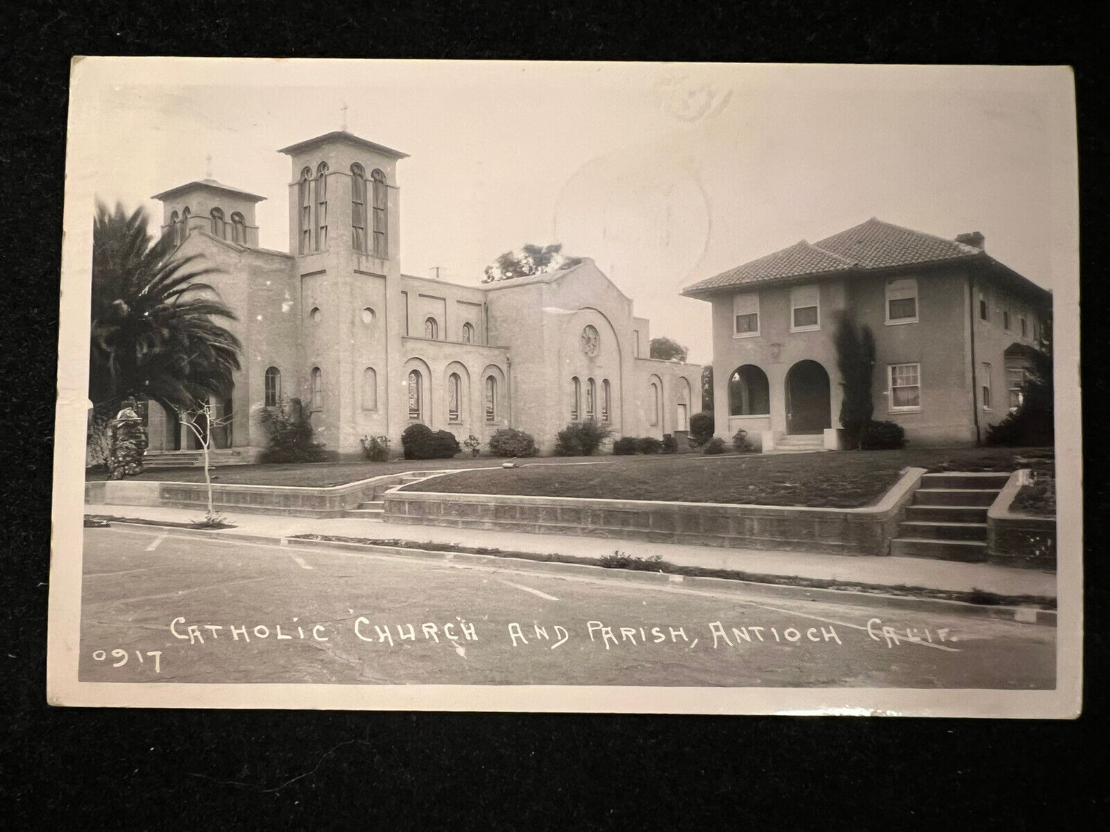 1951 RPPC PHOTO POSTCARD CATHOLIC CHURCH & PARISH ANTIOCH CALIFORNIA - J648