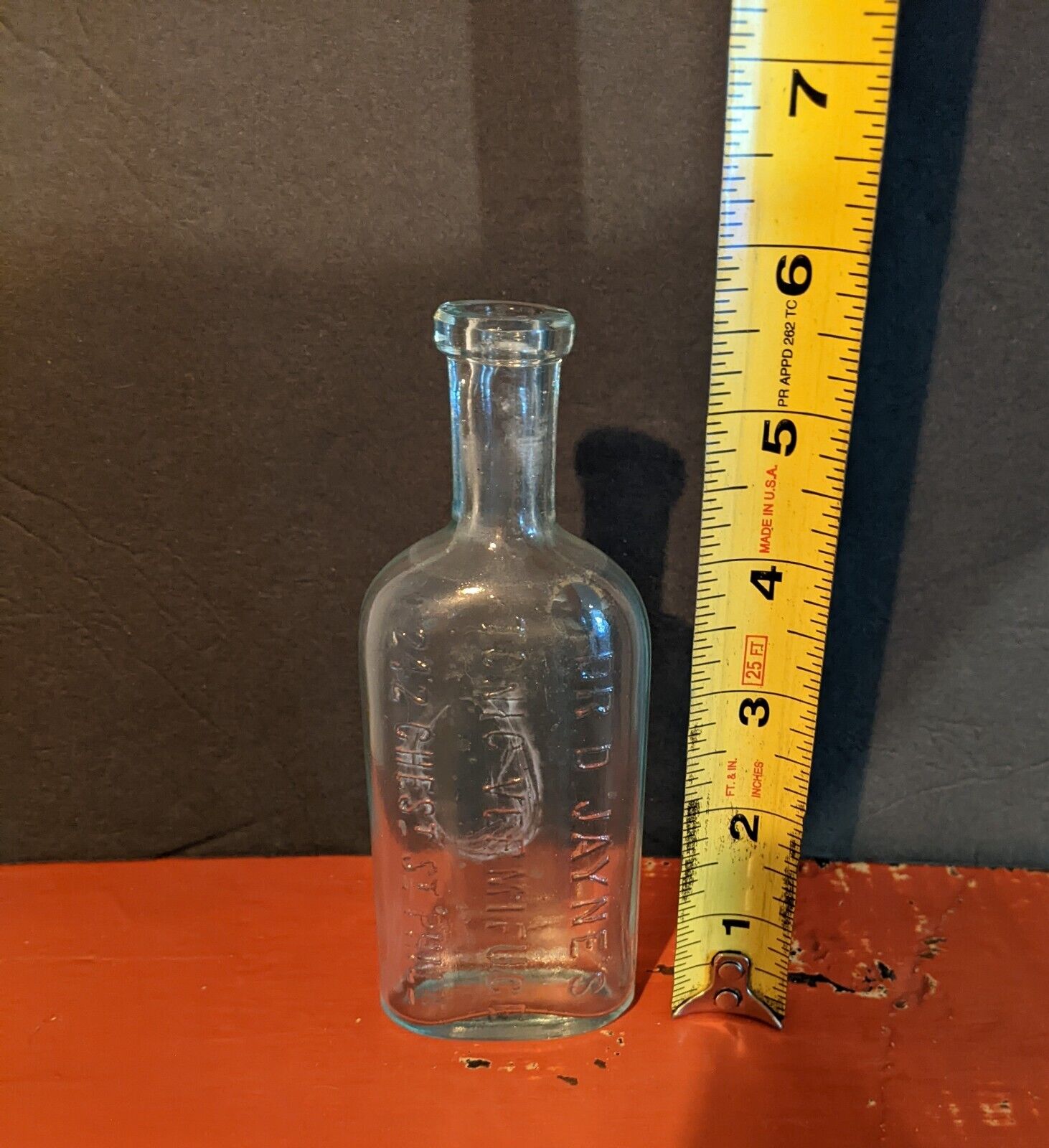 Antique DR.D.Jayne\'s Tonic Vermifuge 242 CHESI street Phila Medicine Bottle 5.5\