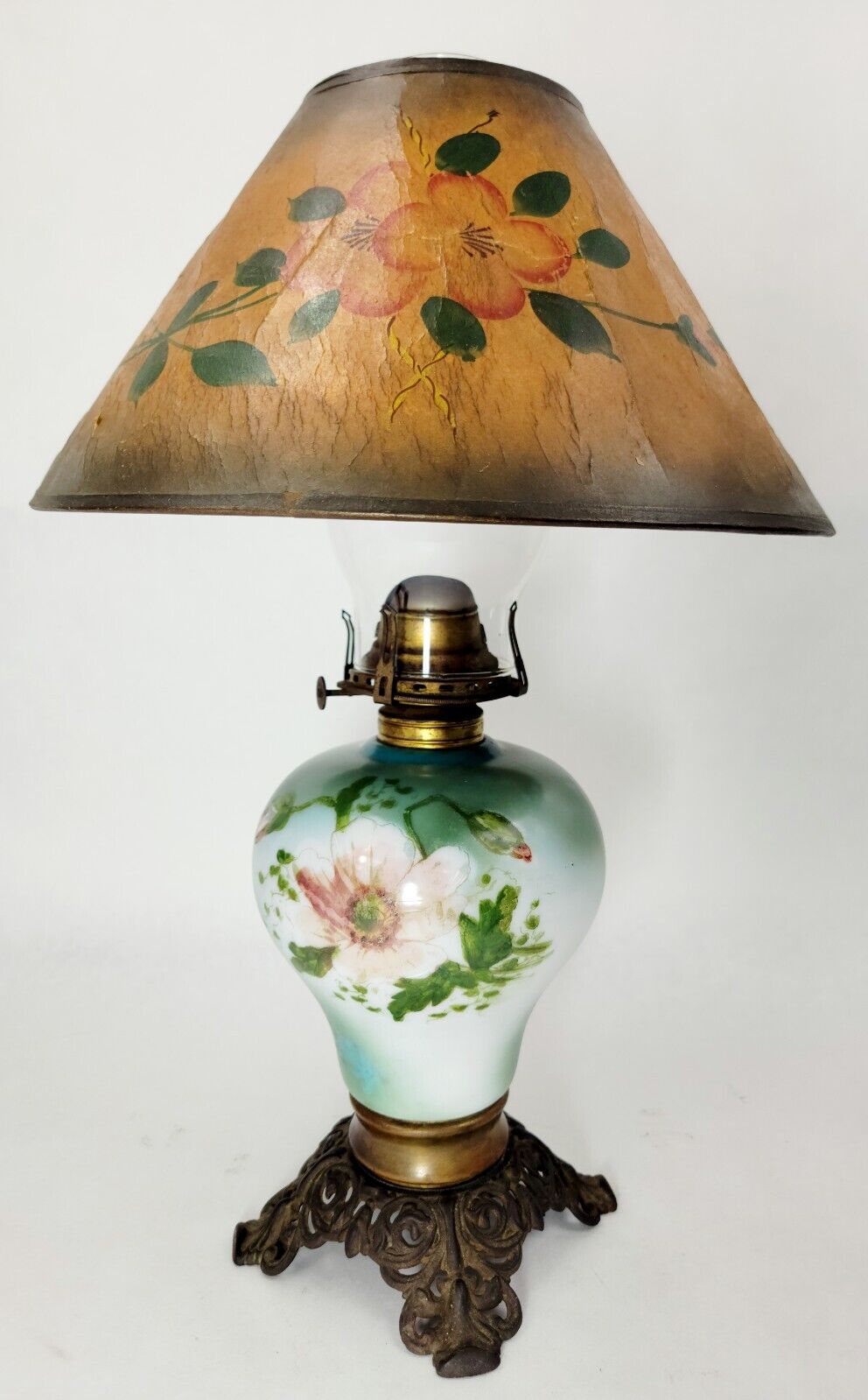 Antique Victorian Oil Lamp Queen Anne Burner Original Shade
