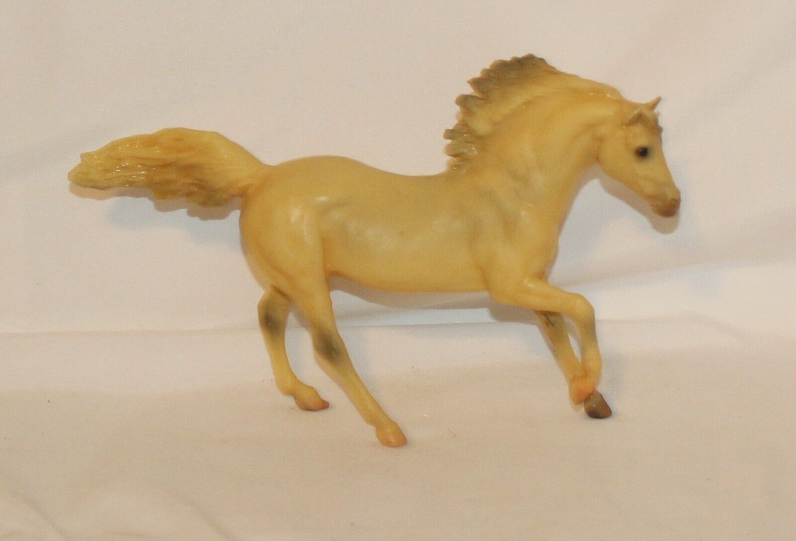 Breyer Reeves Andalusian Cloud's Legacy Model Horse Classic Cremello