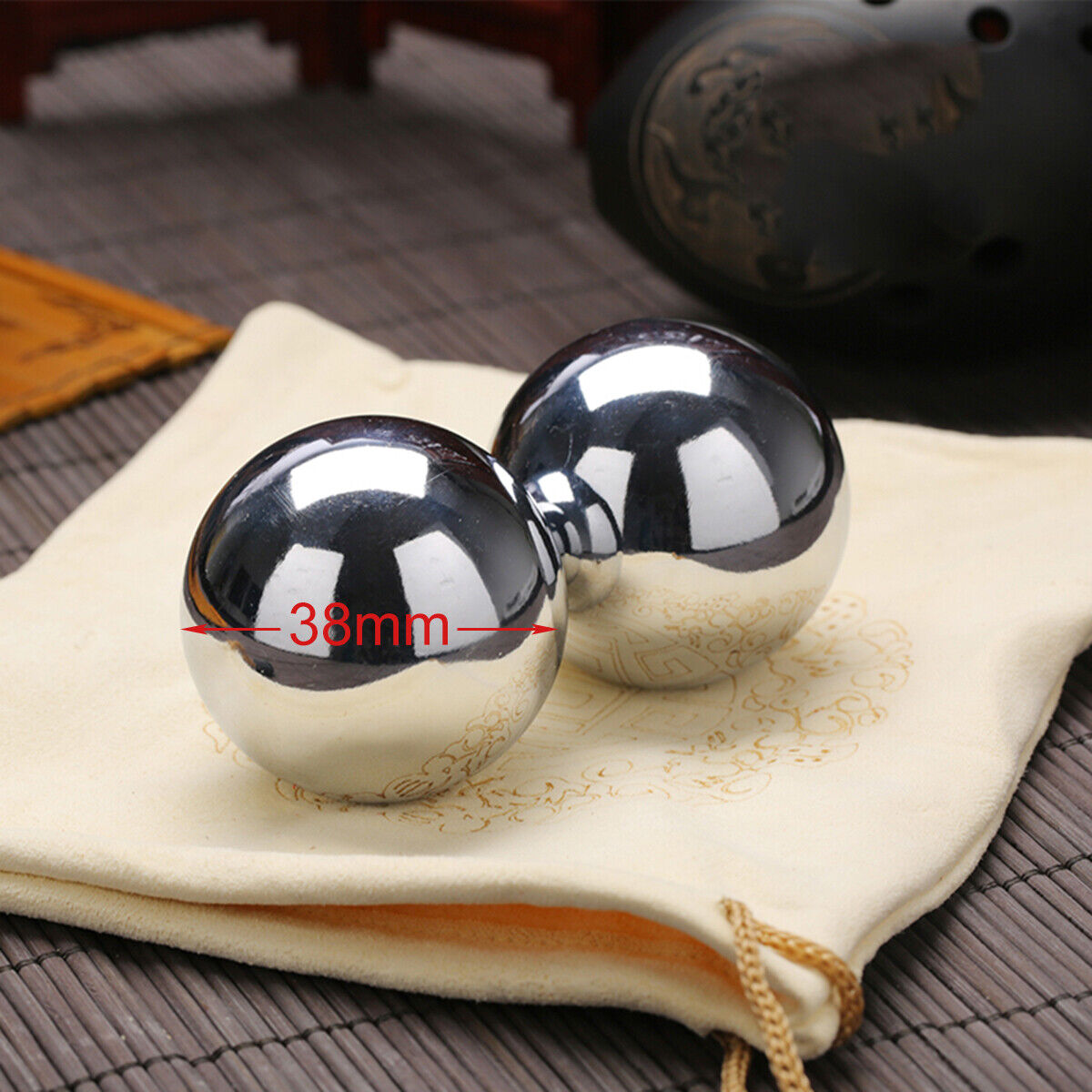2x 38mm Chinese Baoding Balls Health Hand Exercise Stress Relaxation Therapy