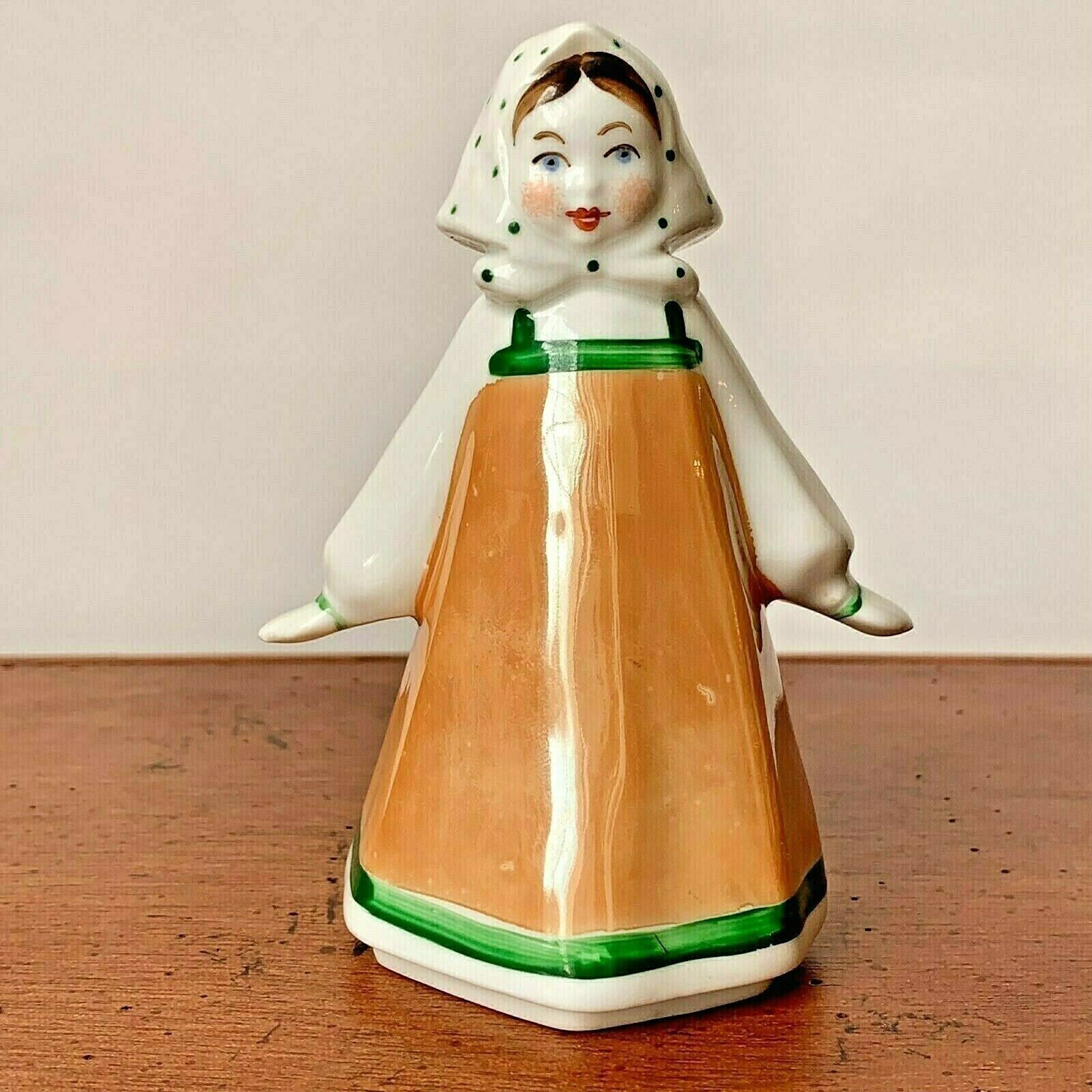 Russian  Dulevo Porcelain Figurine Girl With Head Scarf Vintage 1991