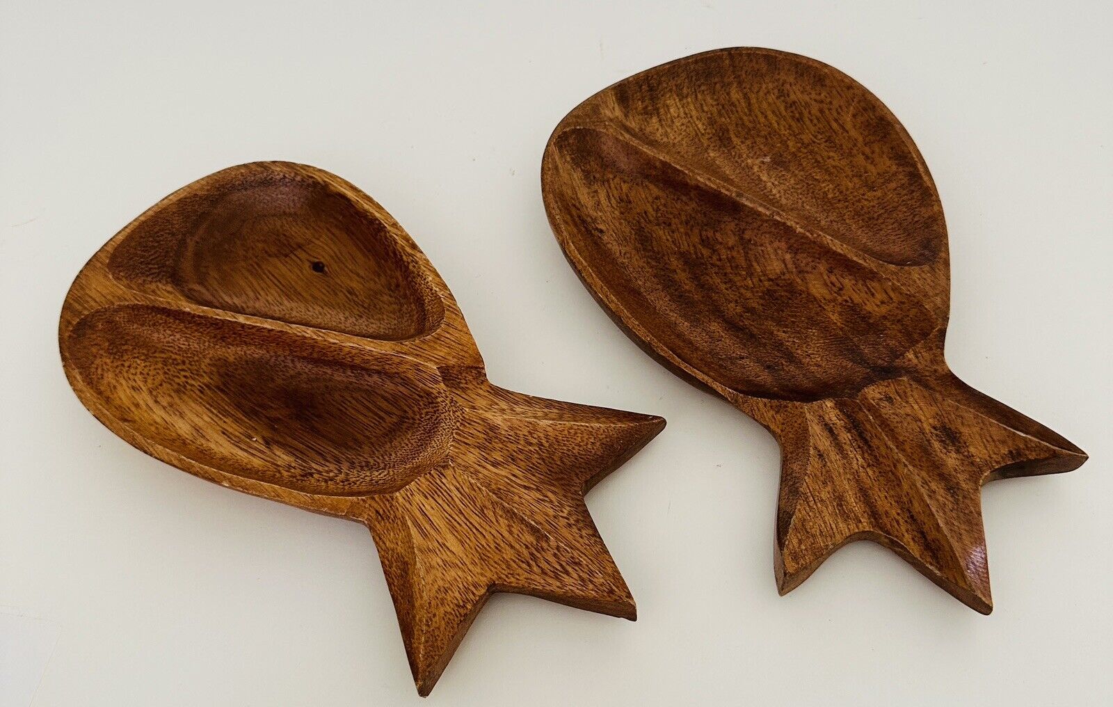 Pinnapple Wooden Serving Trays with Dividers Charcuterie Luau Fruit Nuts Dates