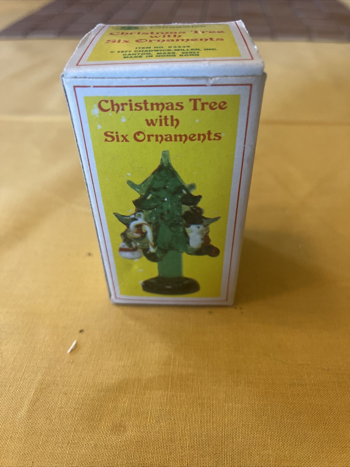 1977 Chadwick vintage plastic Hong Kong  Christmas tree. Tin Cross Ring.