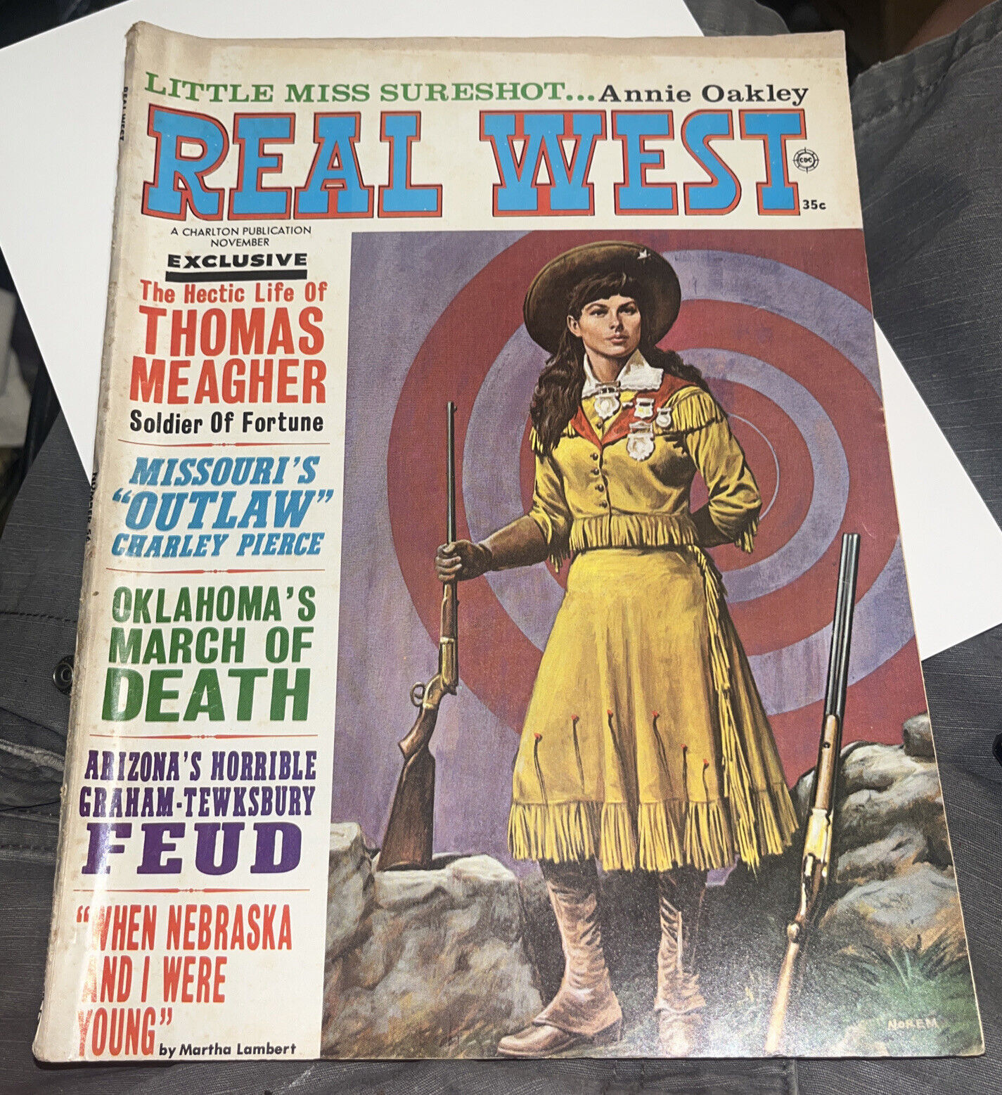 Real West 11/1967-Charlton-Annie Oakley-Buffalo Bill-Earl Norem-Villa