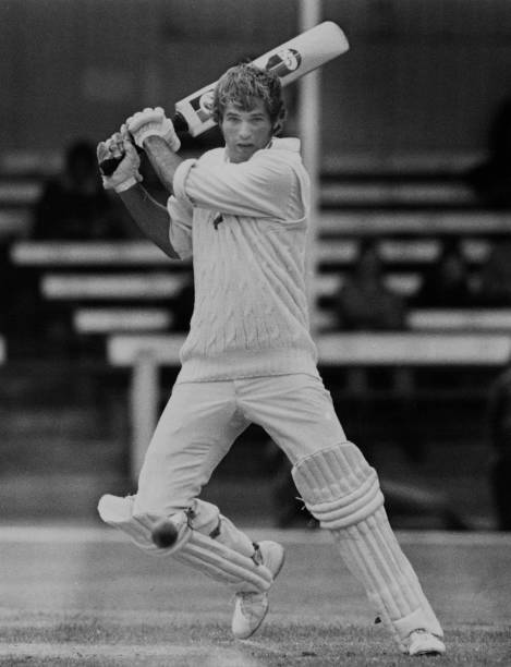South African Cricketer Kepler Wessels Batting For Sussex 1977 OLD PHOTO