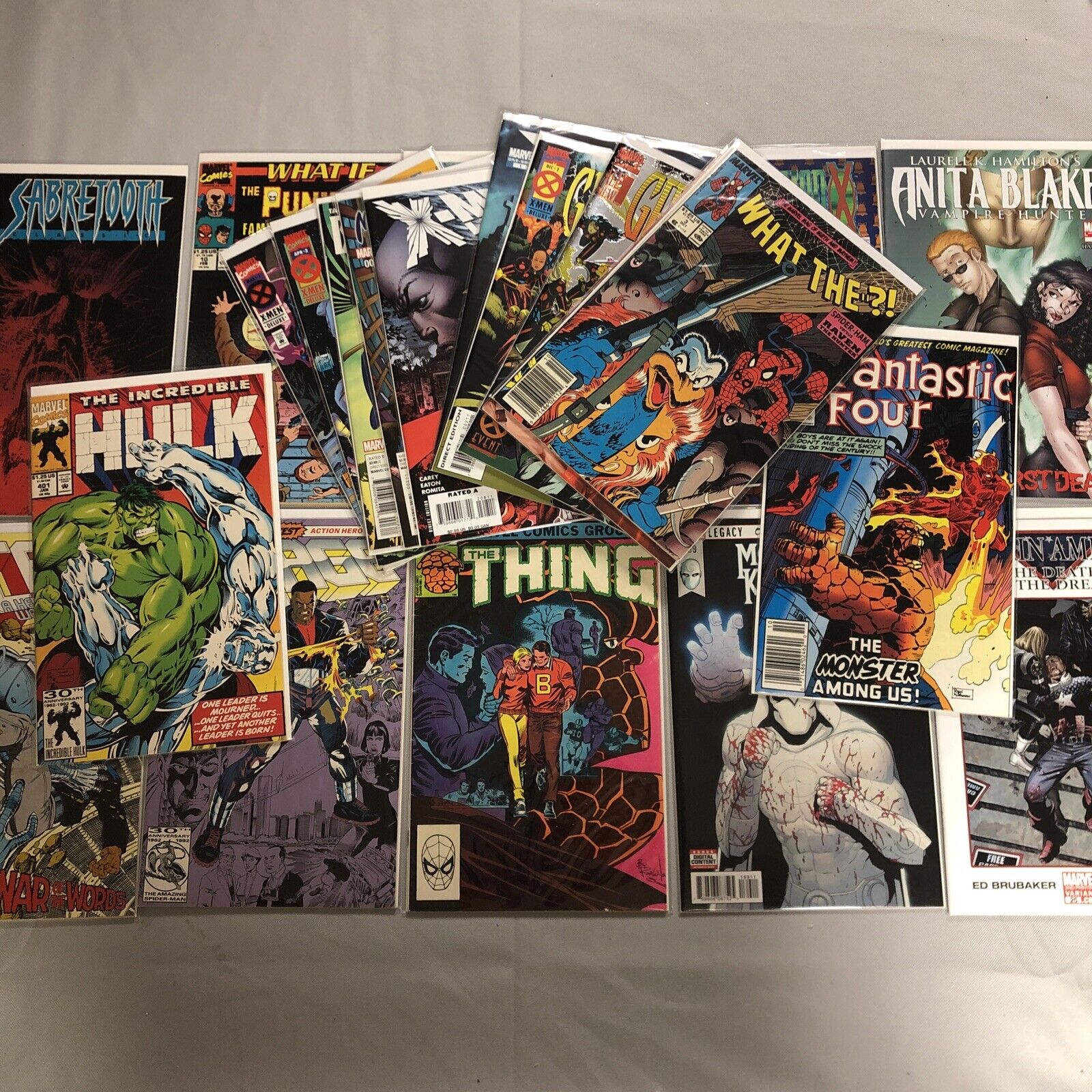 Huge Marvel Comics LOT 22 Comic Books Variants Hulk Thing Punisher X-Men MORE