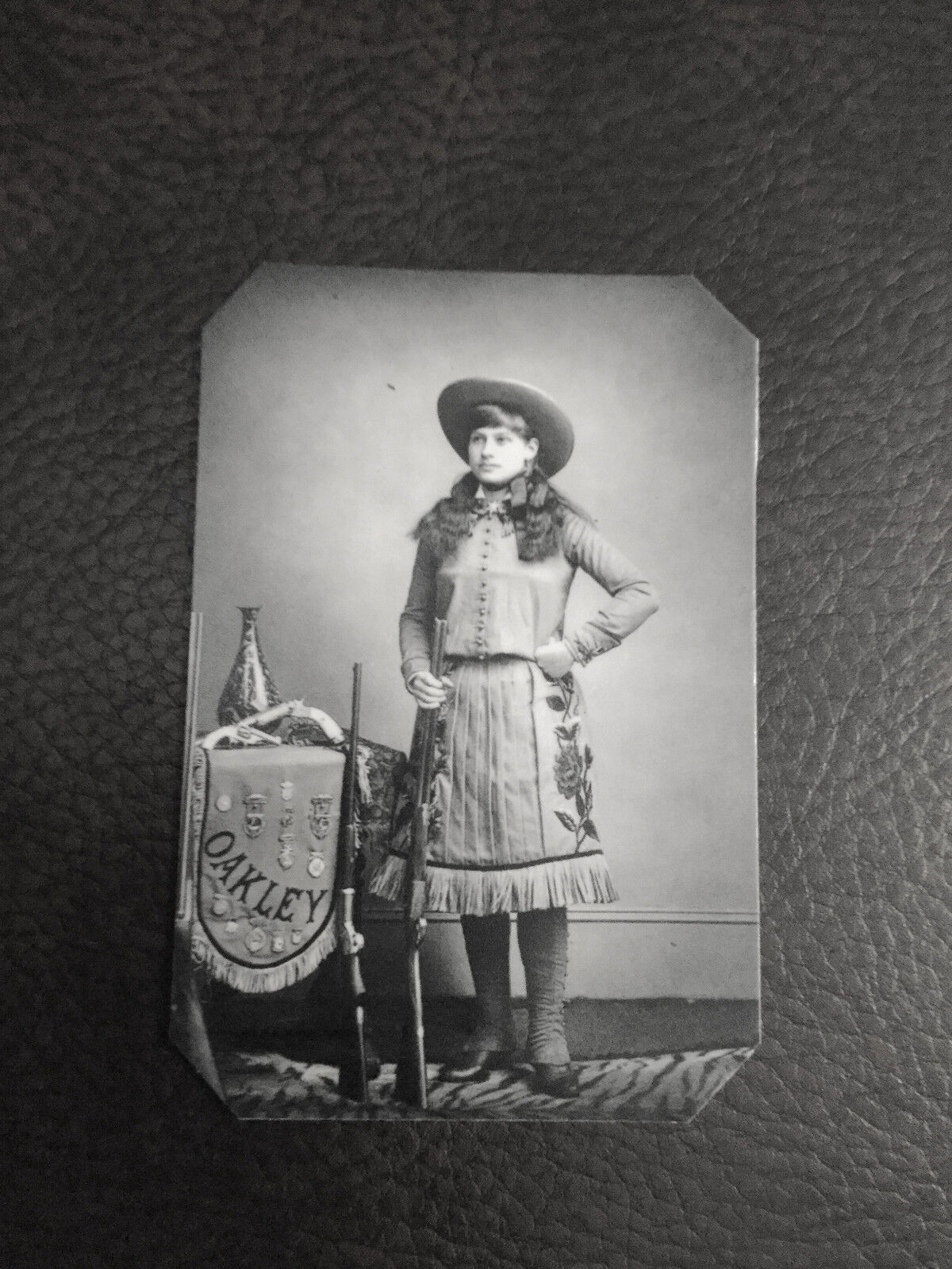 Scarce Image tintype of Annie Oakley tintype C1010RP