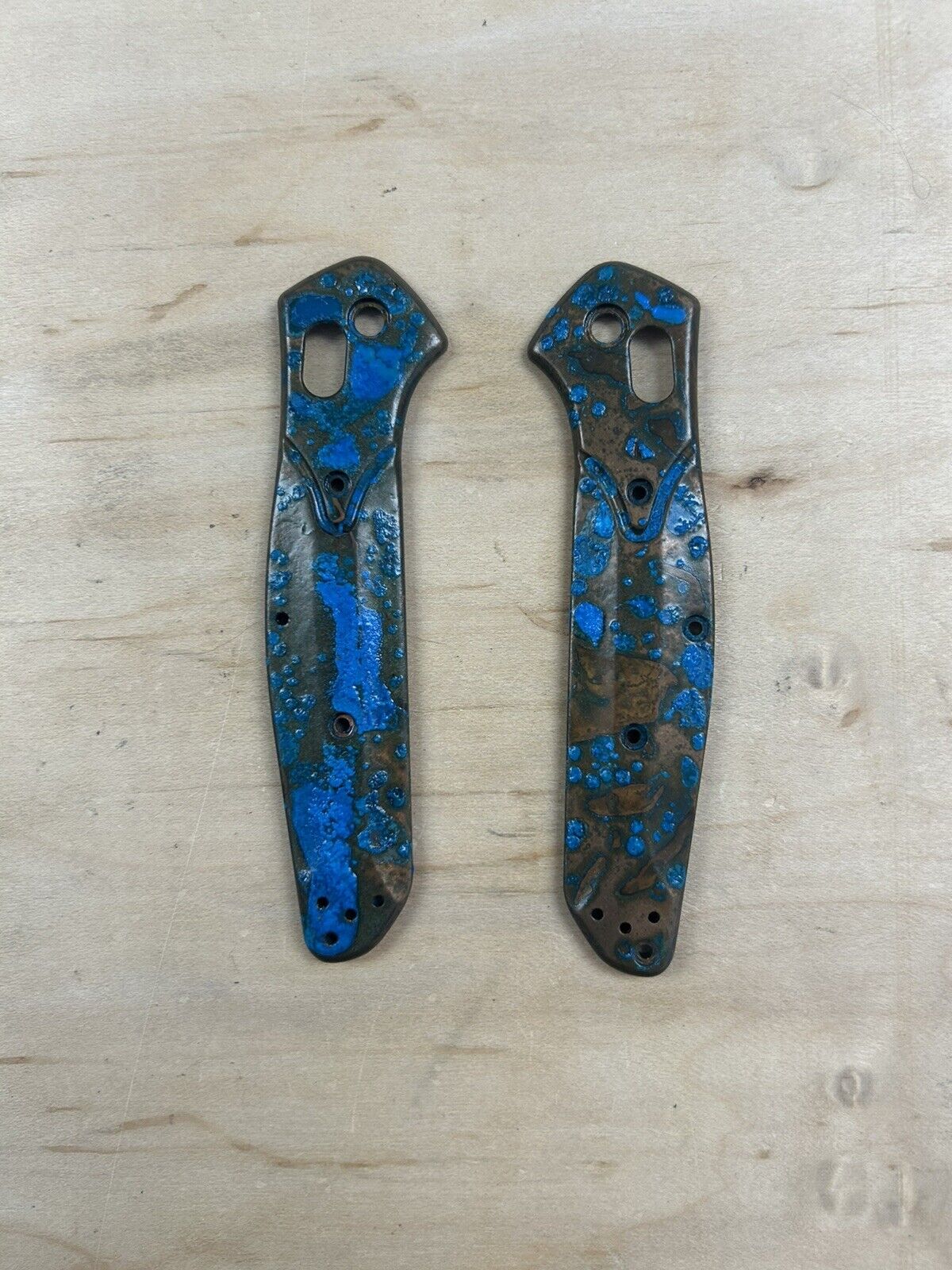 Custom “Infected” Shipwreck Copper Benchmade 940 Handle Scales