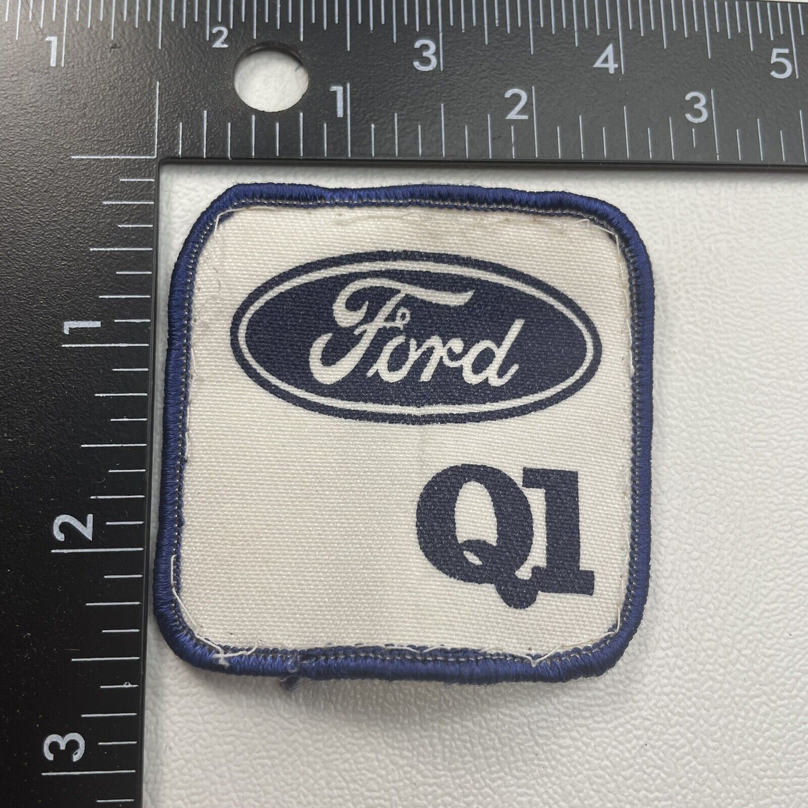 Vtg 1980s Kinda-curled FORD Q1 (Quality If Job One) Patch (Car Auto Related)22PD