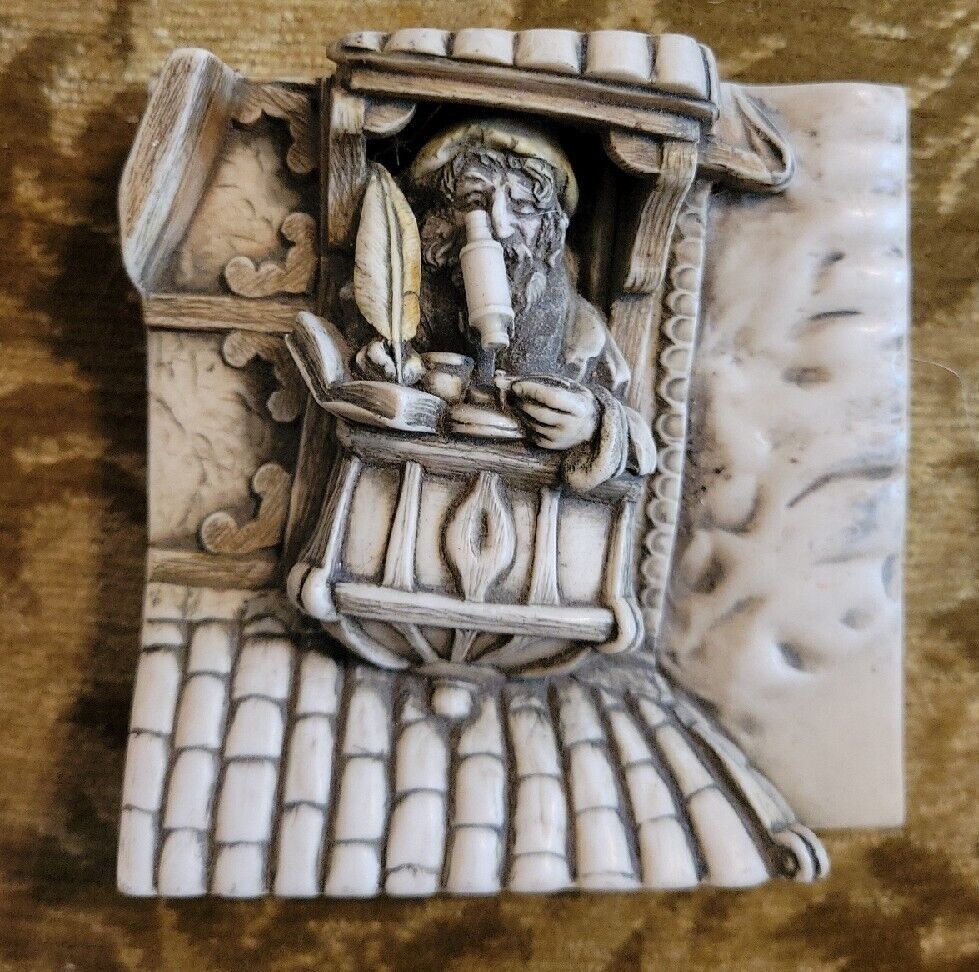 Harmony Kingdom Picturesque Wimberley Tales THE SCIENTIST Marble Resin Tile 