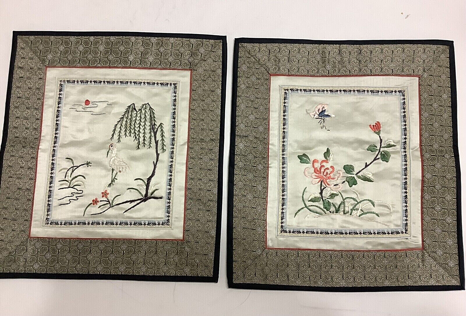 Suzhou Lanli Garden Embroidery Research Institute China 2 Hand Embroider Panels