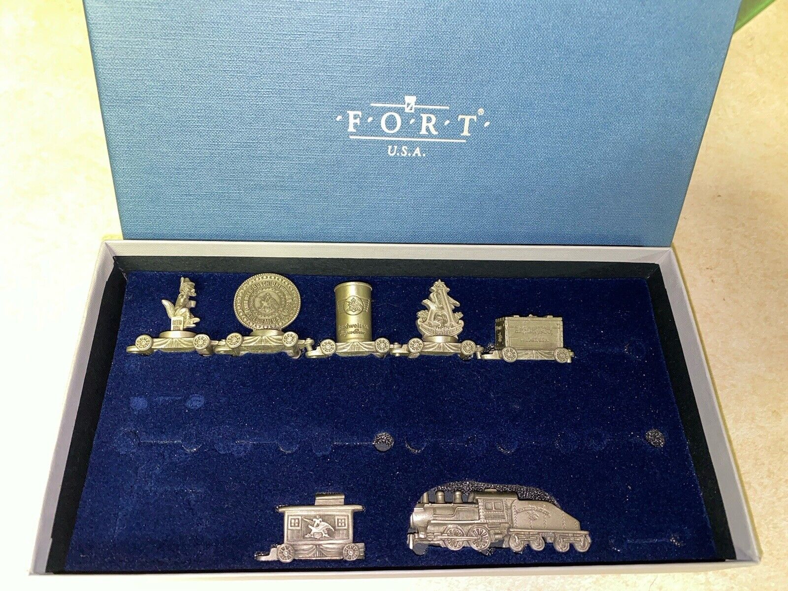 1999 Fort Budweiser Anheuser Busch Pewter Train Set  7 Piece Complete With Box