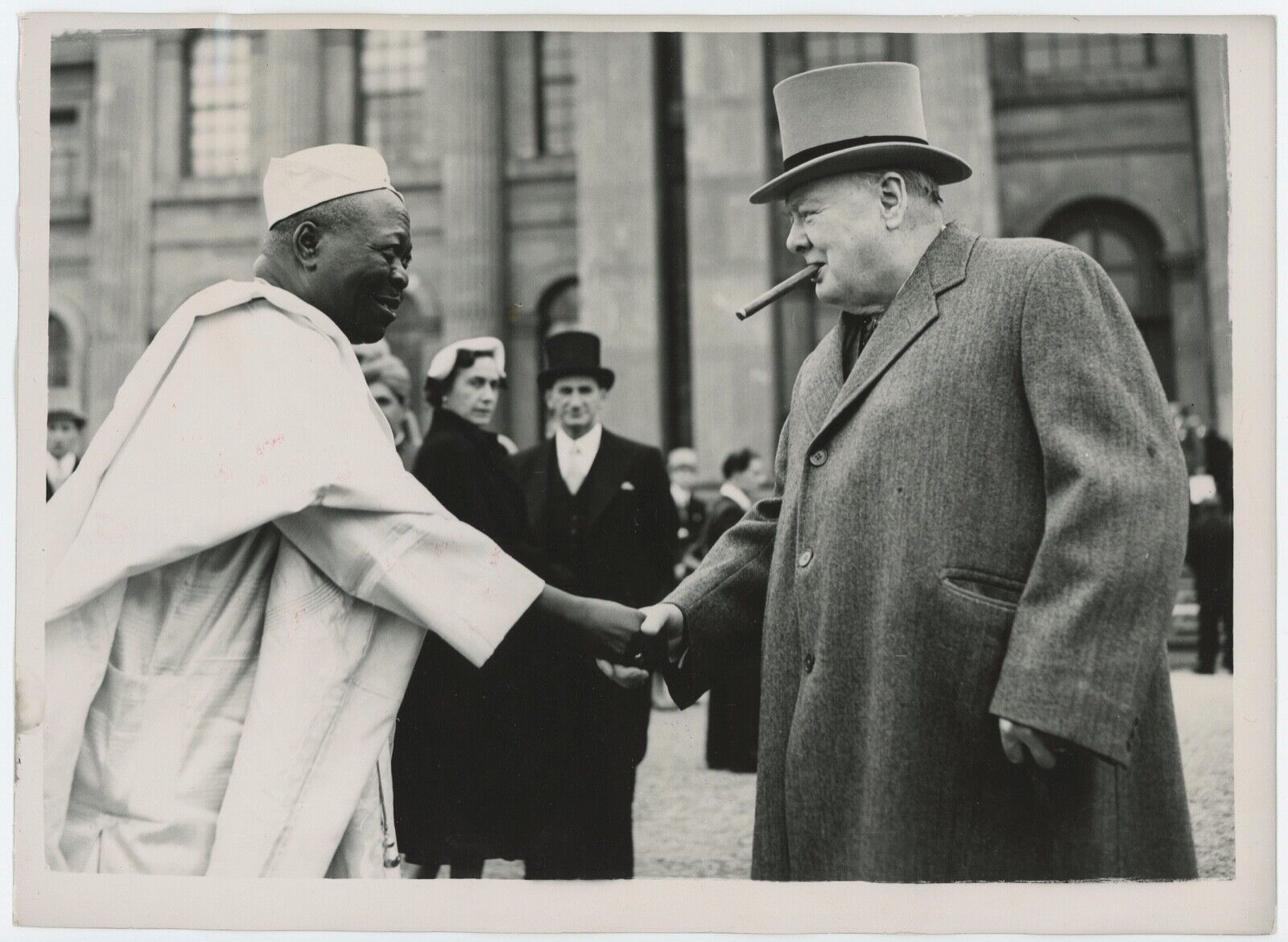 8 June 1953 press photo of Churchill shaking hands with the Ooni of Ife