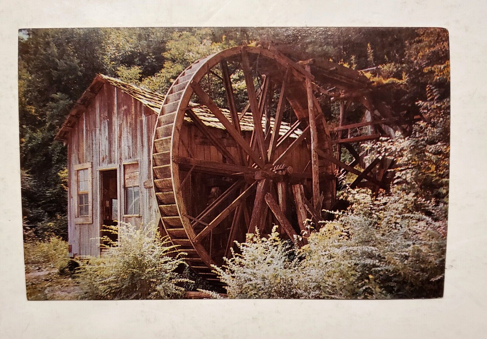 Vintage Postcard : The Old Mill, Tennessee (?) (Southern Mountain Region)