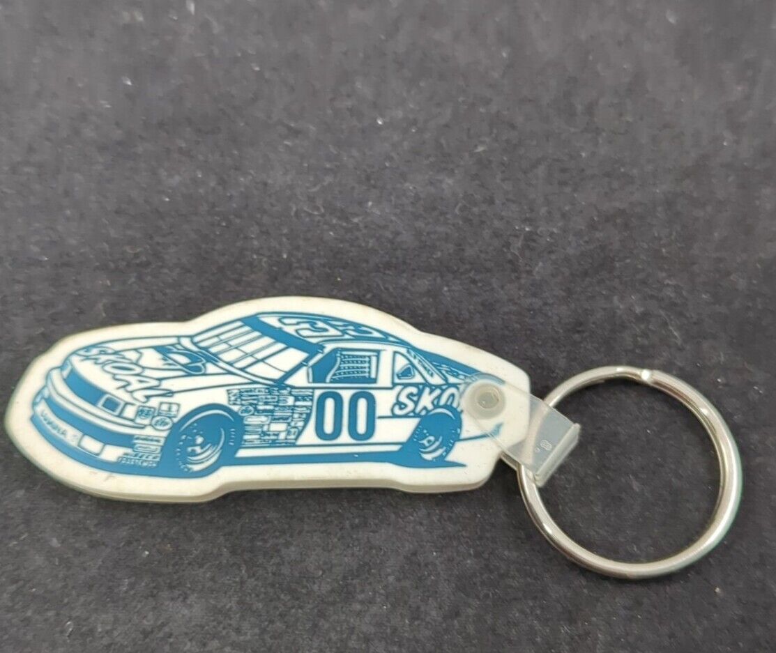  Rubber Keychain Skoal Car Advertising & Food Service Inc. Standard Division 