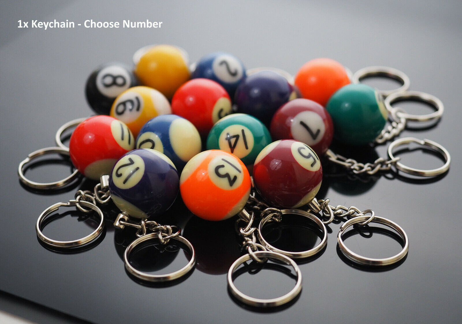 1X Billiards Table Pool Ball Keychain Cool Player Gift Random Sending