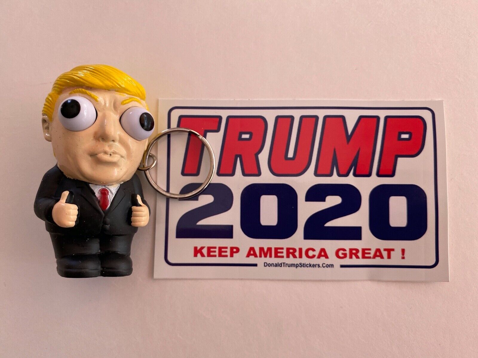 Trump 2020 ...Squeeze Keychain.....MAGA + 1 Decal