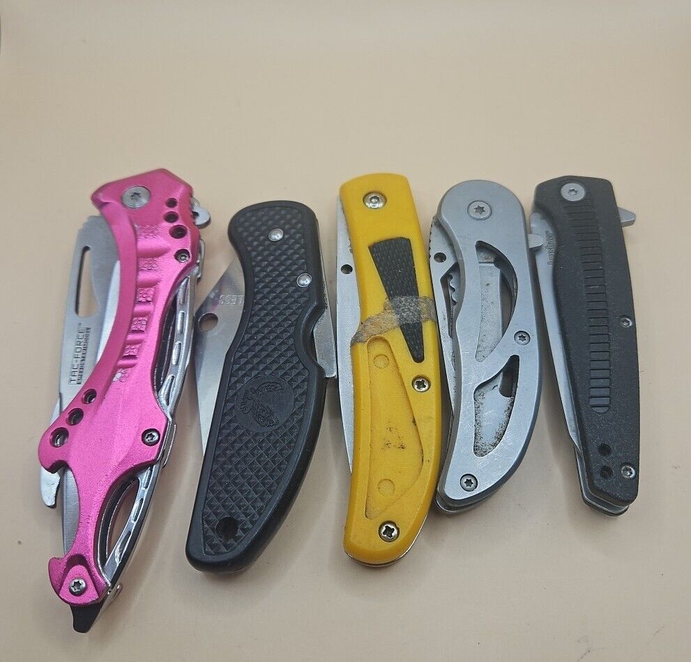 Mixed Lot of 5 Pocket Knife-Kershaw, Tac Force Pink, Frost Silver, Frost UK